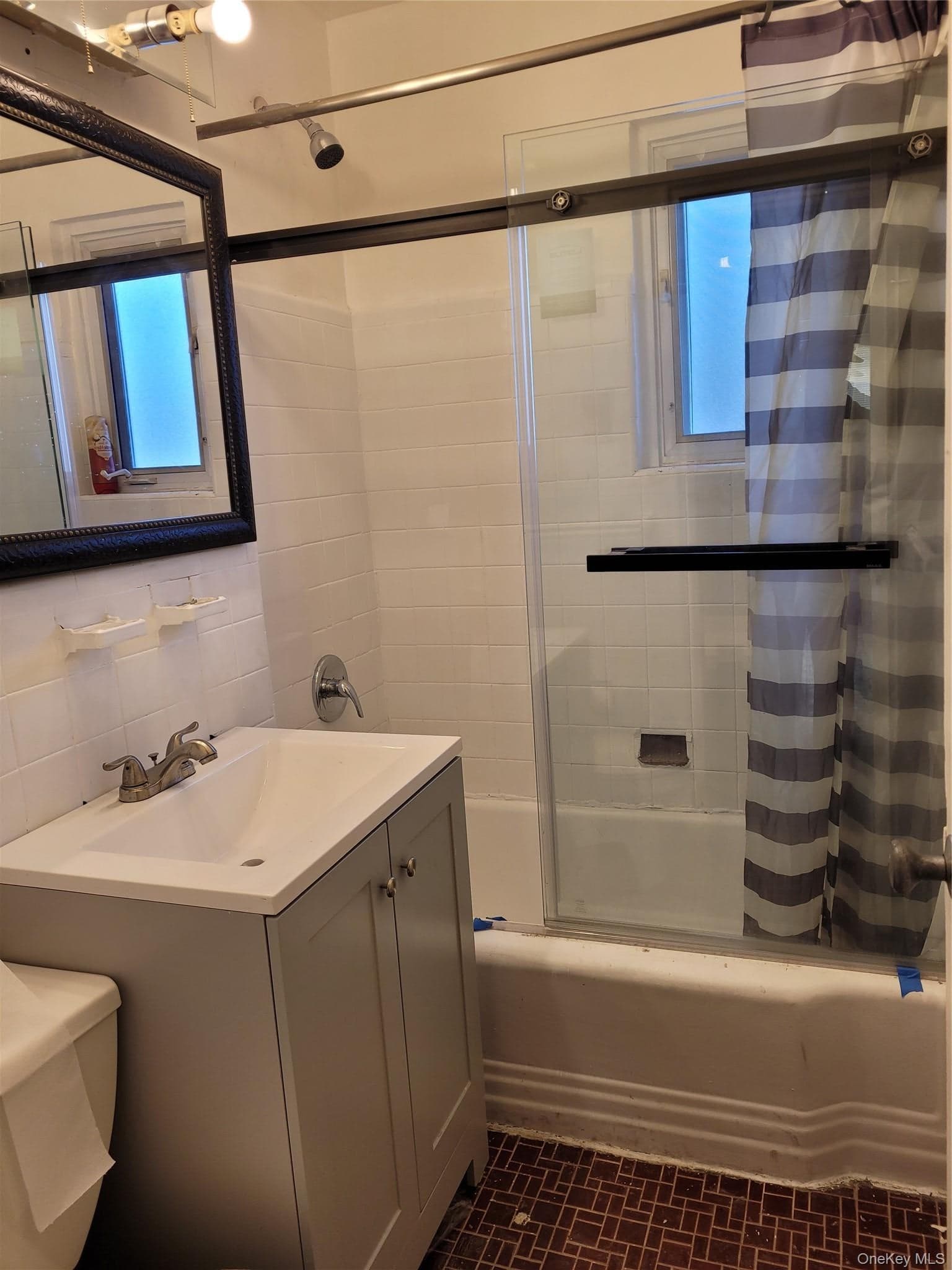 229-11 141st Avenue thumbnail 19