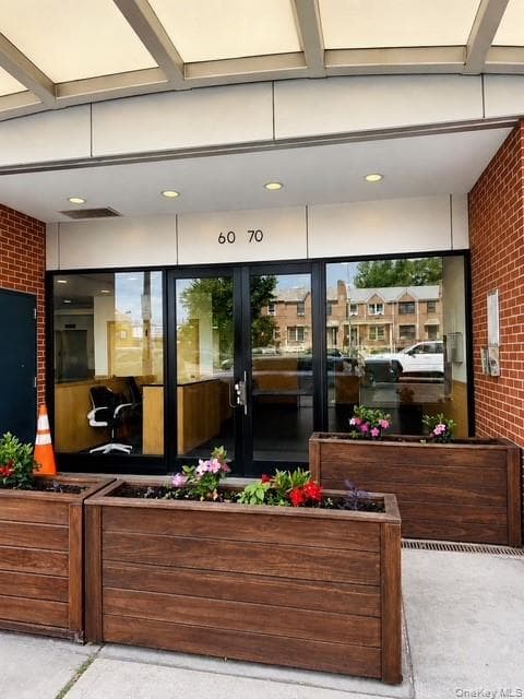 60-70 Woodhaven Boulevard Unit: 4I thumbnail 2