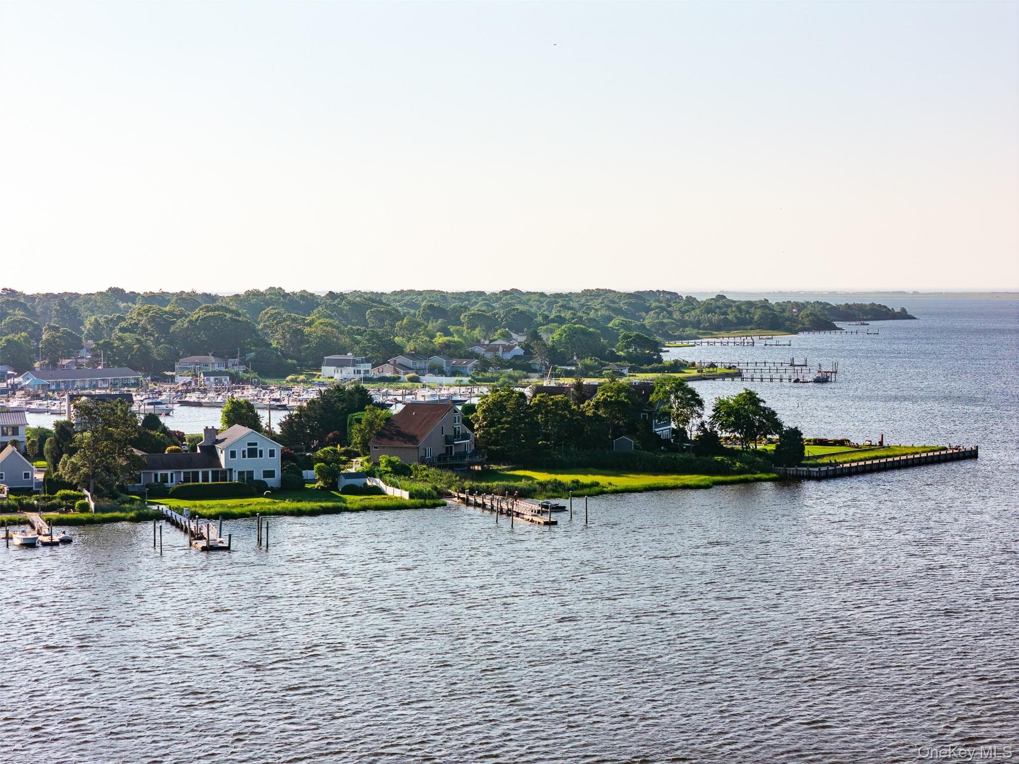 144 Crystal Beach Boulevard thumbnail 40