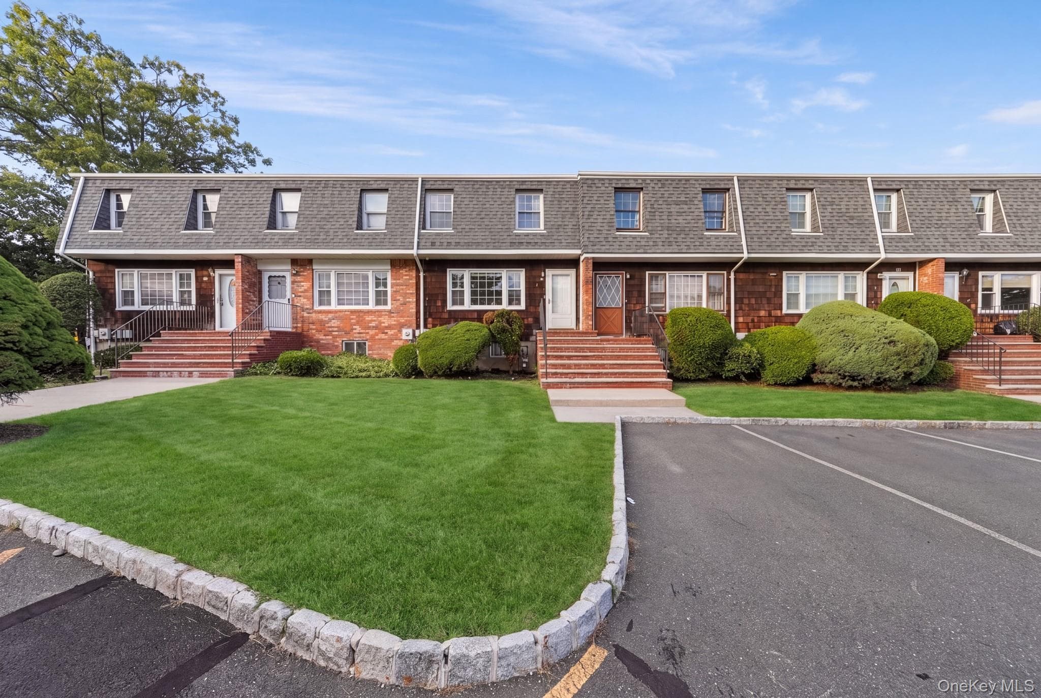 42 Gladys Drive thumbnail 21