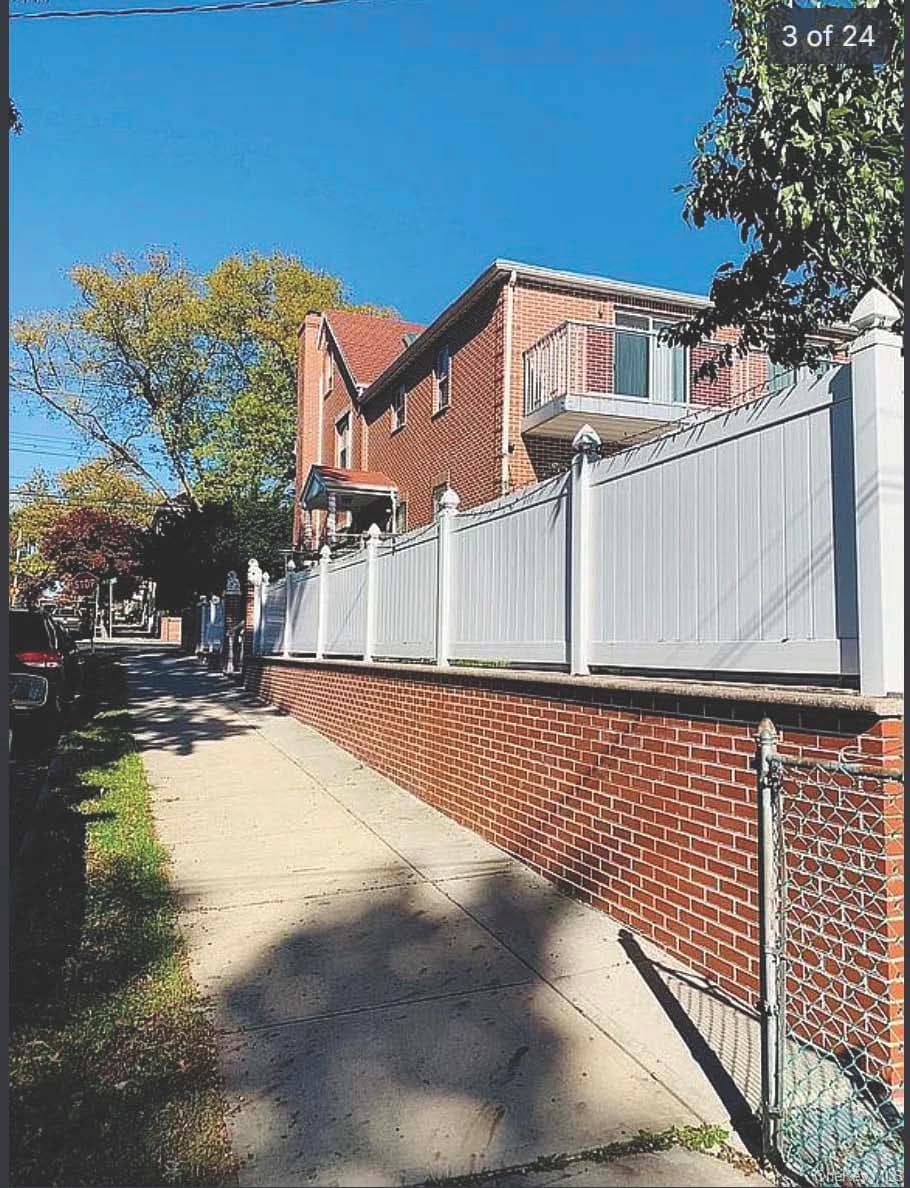 123-04 6th Avenue thumbnail 3