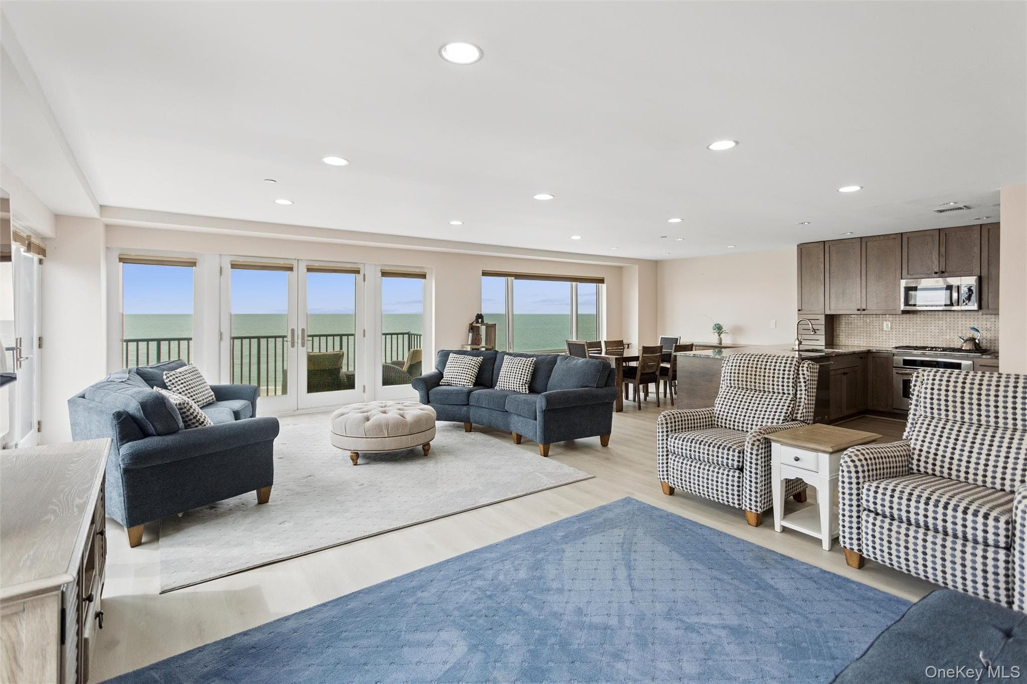 260 W Broadway Unit: 7A thumbnail 7