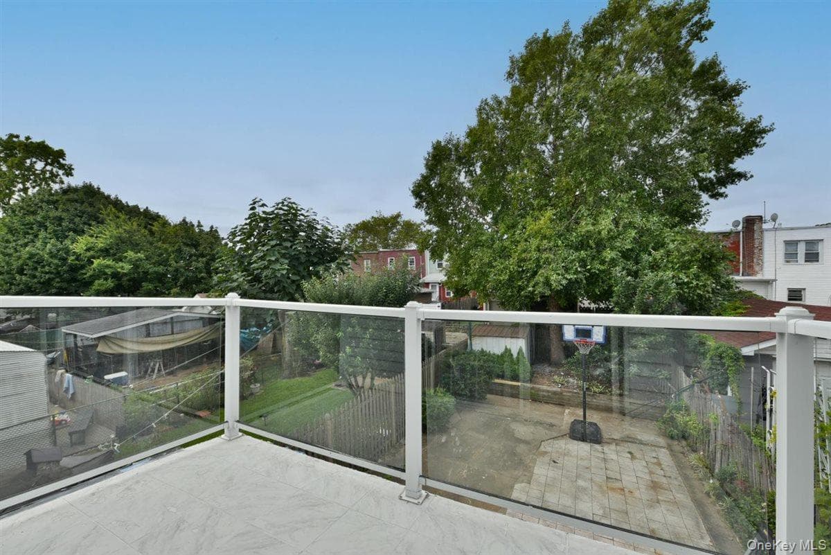 119-26 Inwood Street thumbnail 15