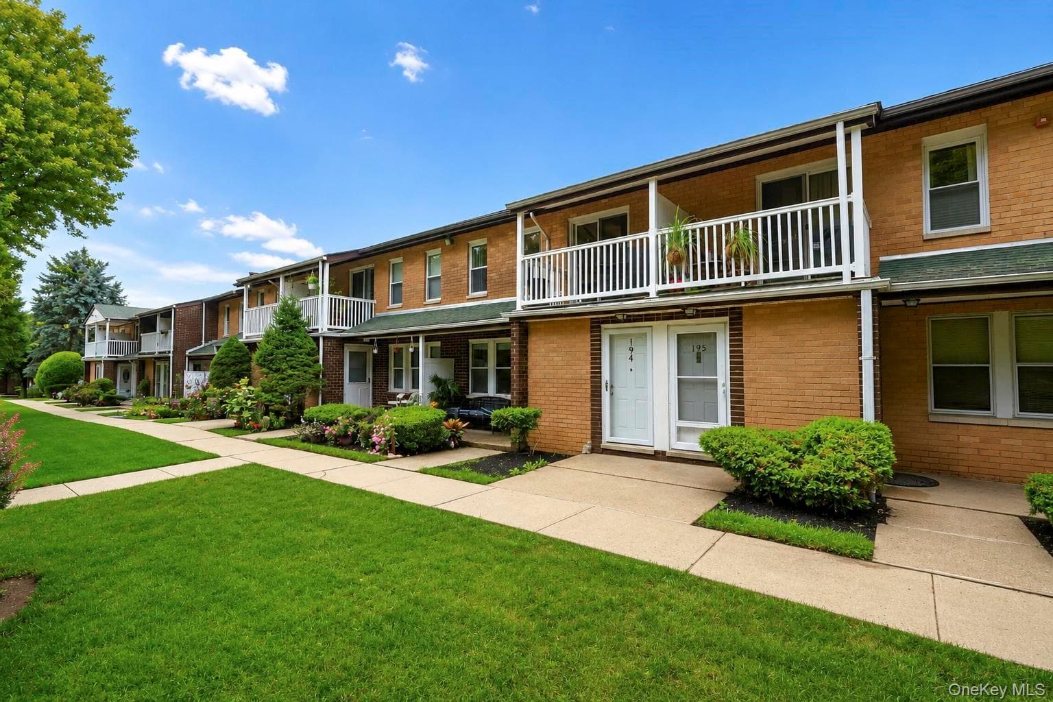 194 Artist Lake Drive Unit: 194 thumbnail 5