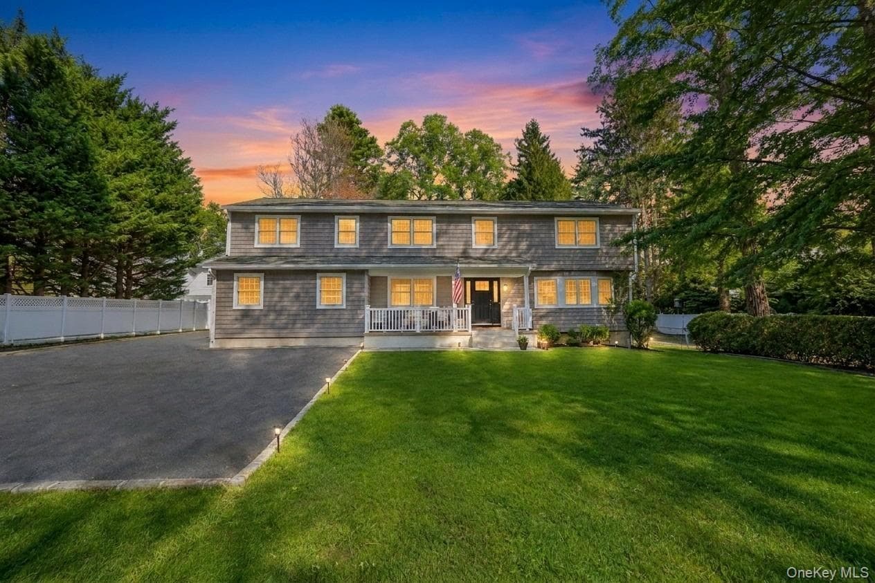 271 Syosset Woodbury Road thumbnail 2