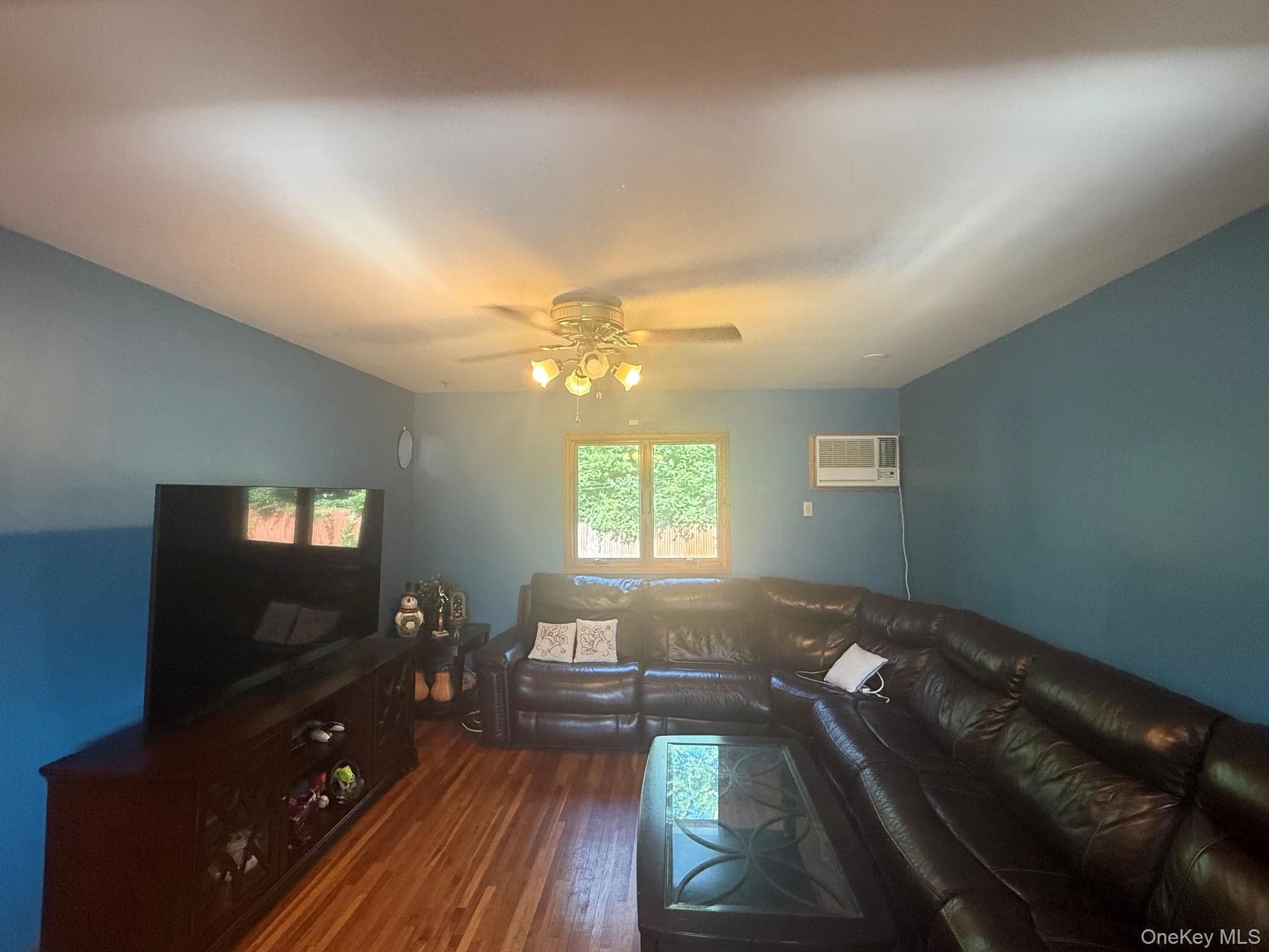 79 Elizabeth Drive thumbnail 5