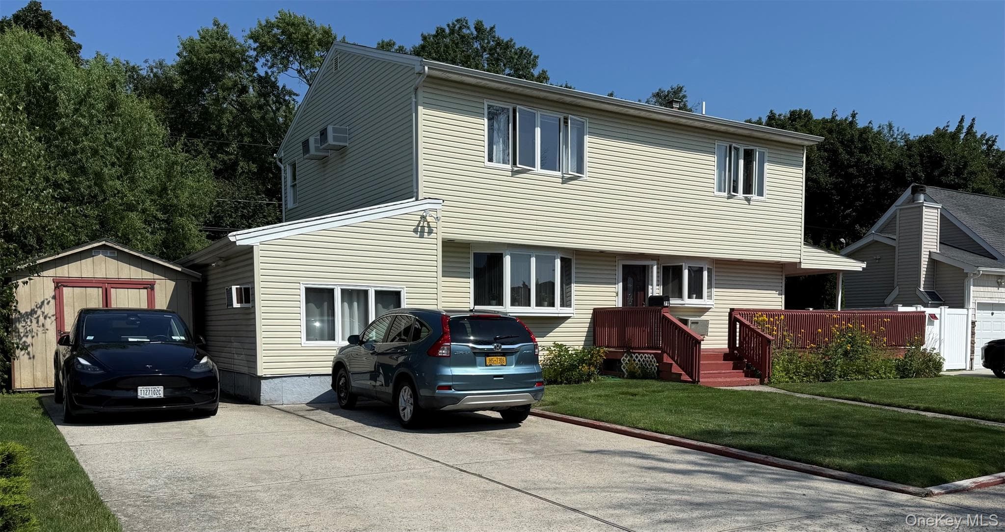 79 Elizabeth Drive thumbnail 2