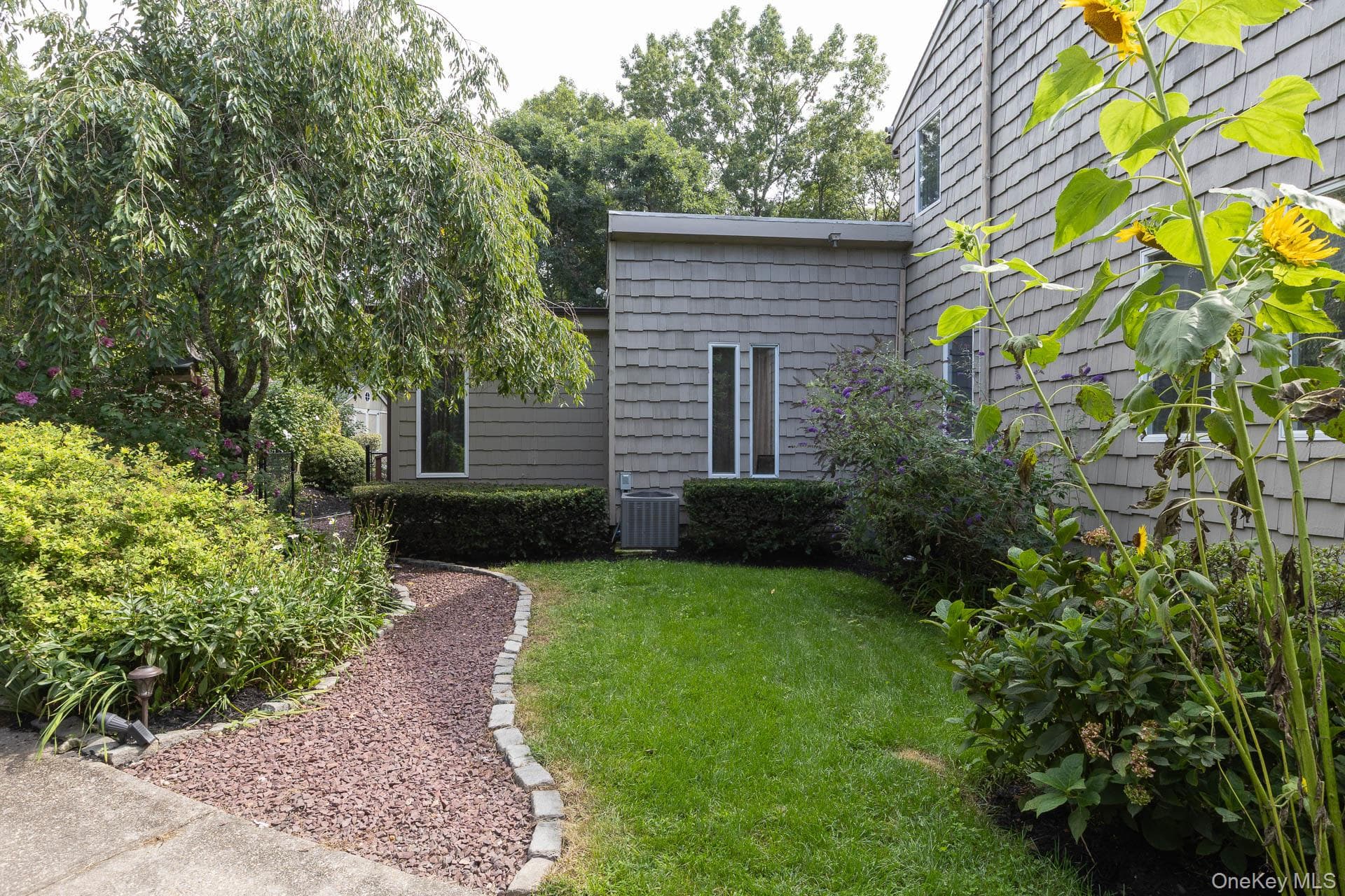 30 Long Pond Road thumbnail 37