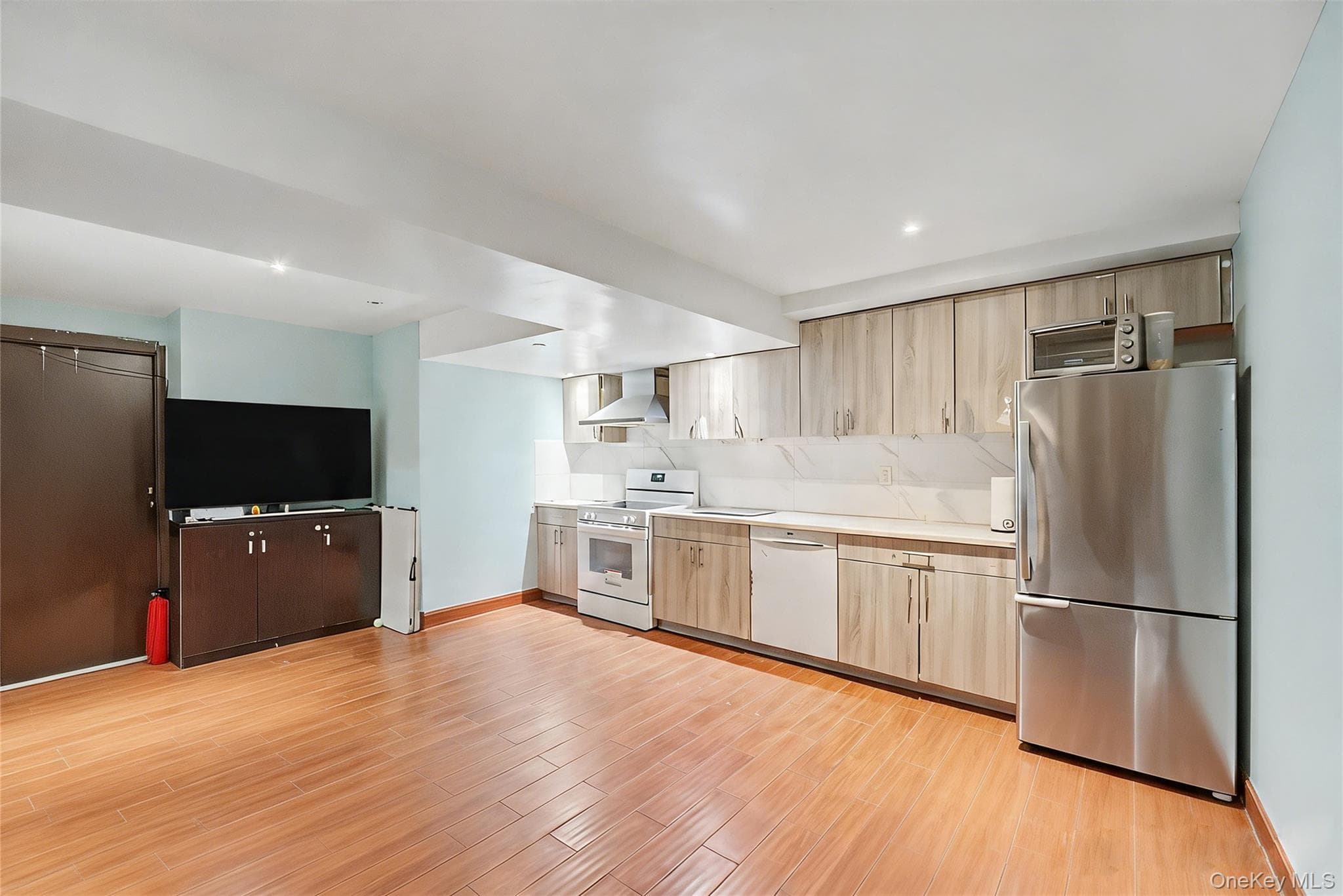 12-10 27th Avenue thumbnail 23