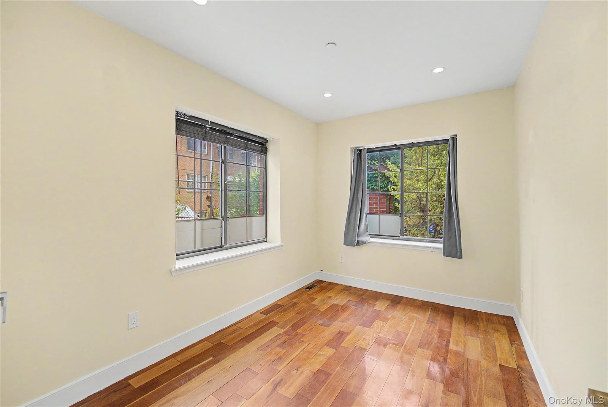 12-10 27th Avenue thumbnail 38