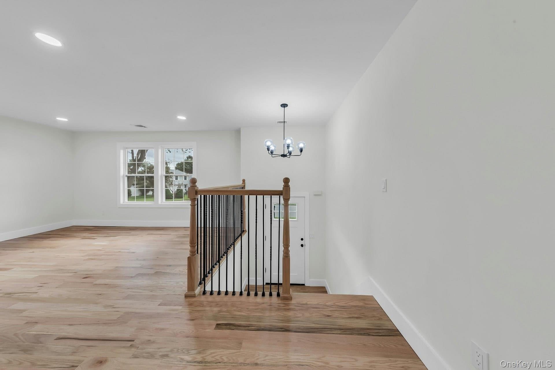 64 Skylark Drive thumbnail 4