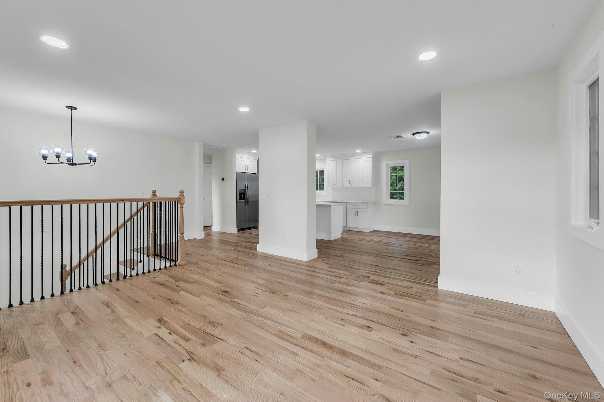 64 Skylark Drive thumbnail 8