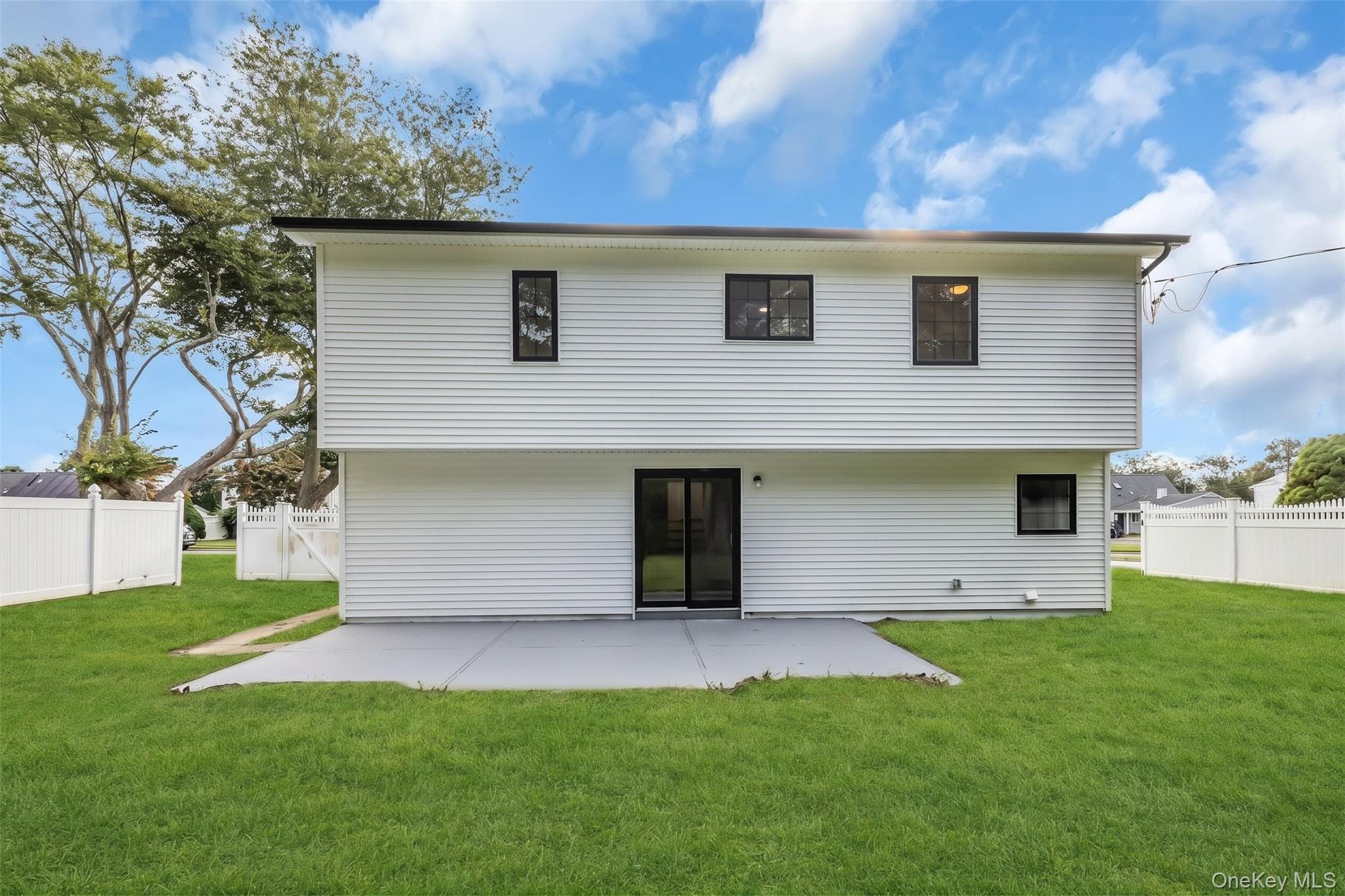 64 Skylark Drive thumbnail 23