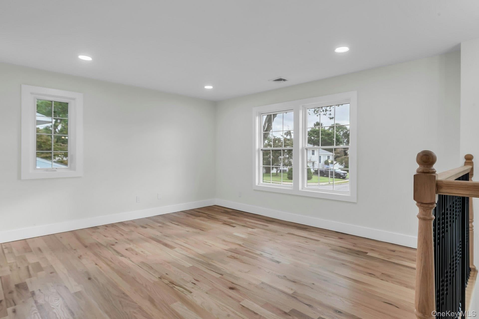 64 Skylark Drive thumbnail 7