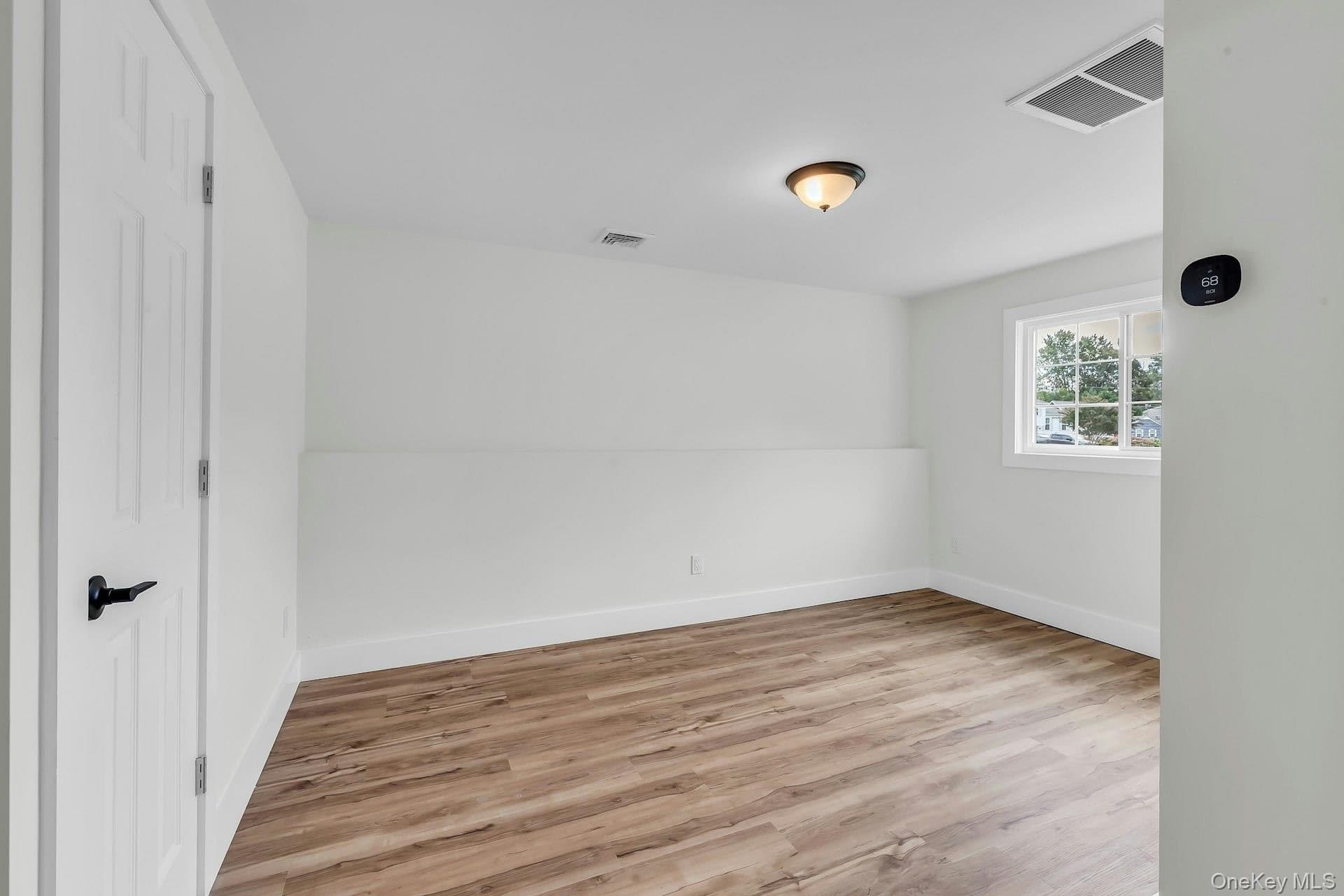 64 Skylark Drive thumbnail 17