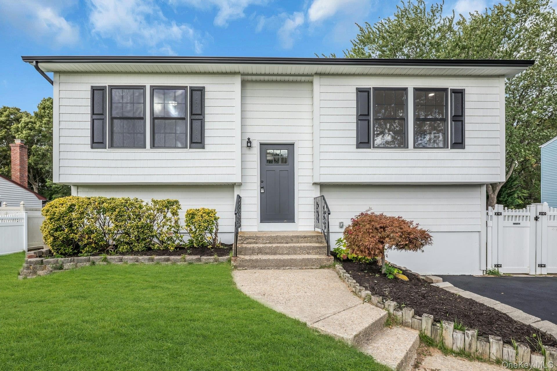 64 Skylark Drive thumbnail 27