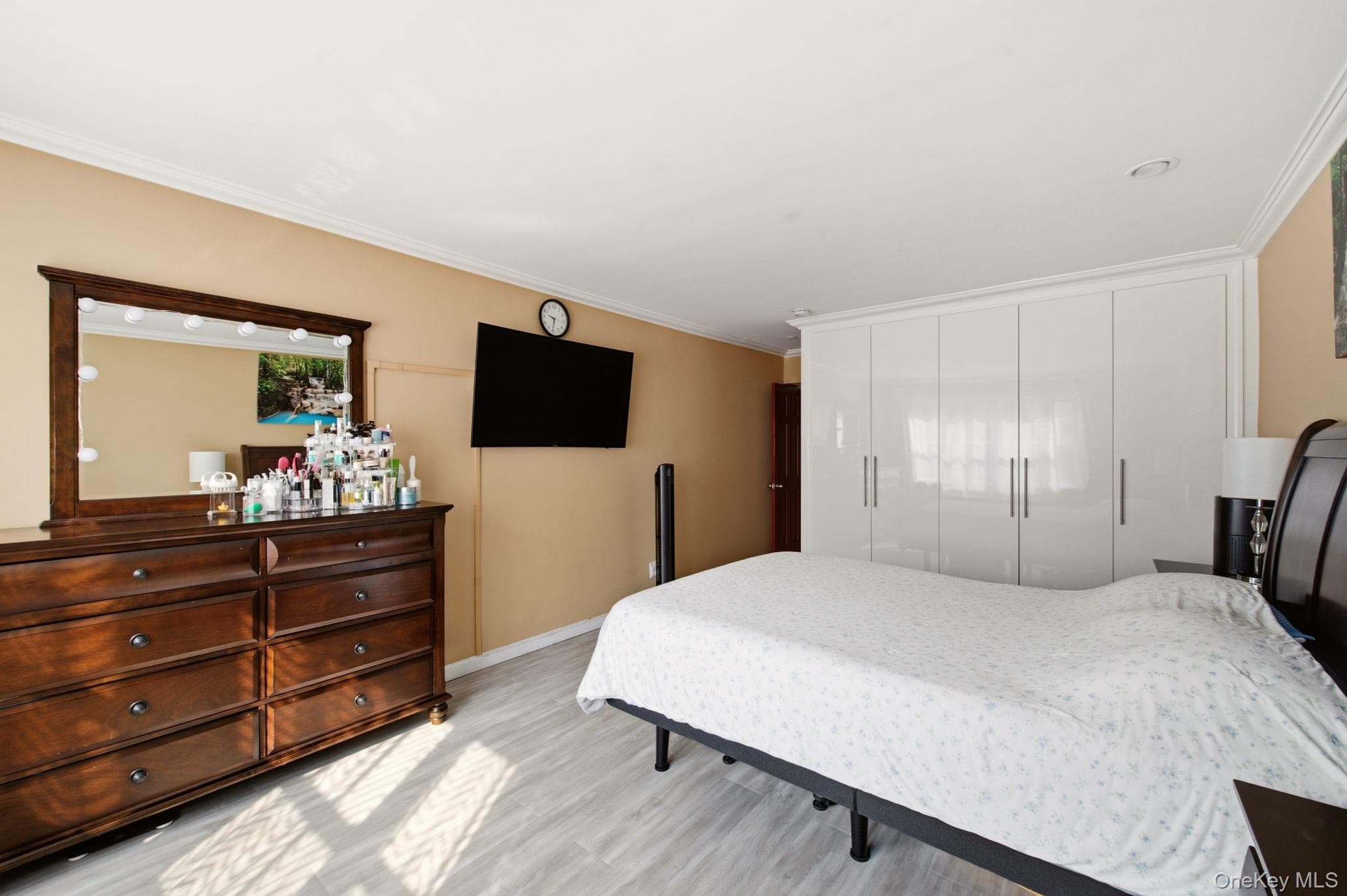 180 South Middle Neck RD Unit: 1P thumbnail 15