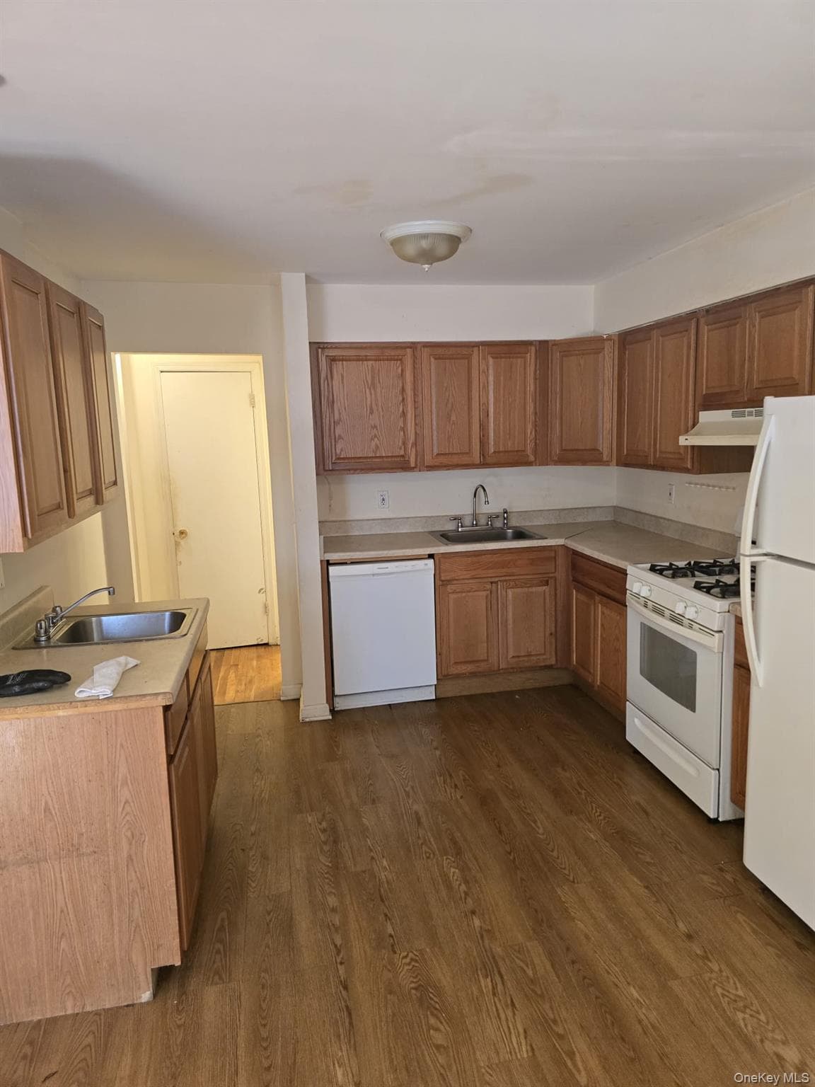 152 Kearsing Parkway Unit: B thumbnail 5