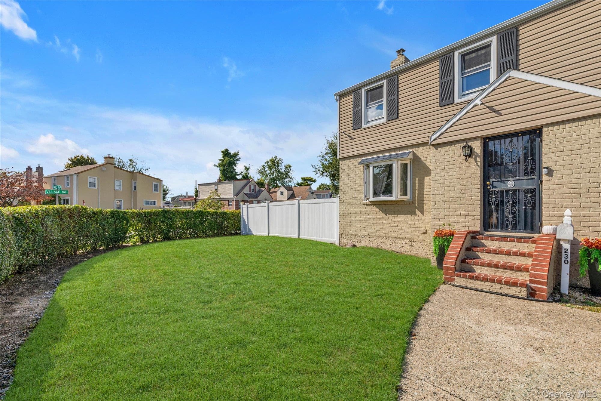 230 Emily Avenue thumbnail 2