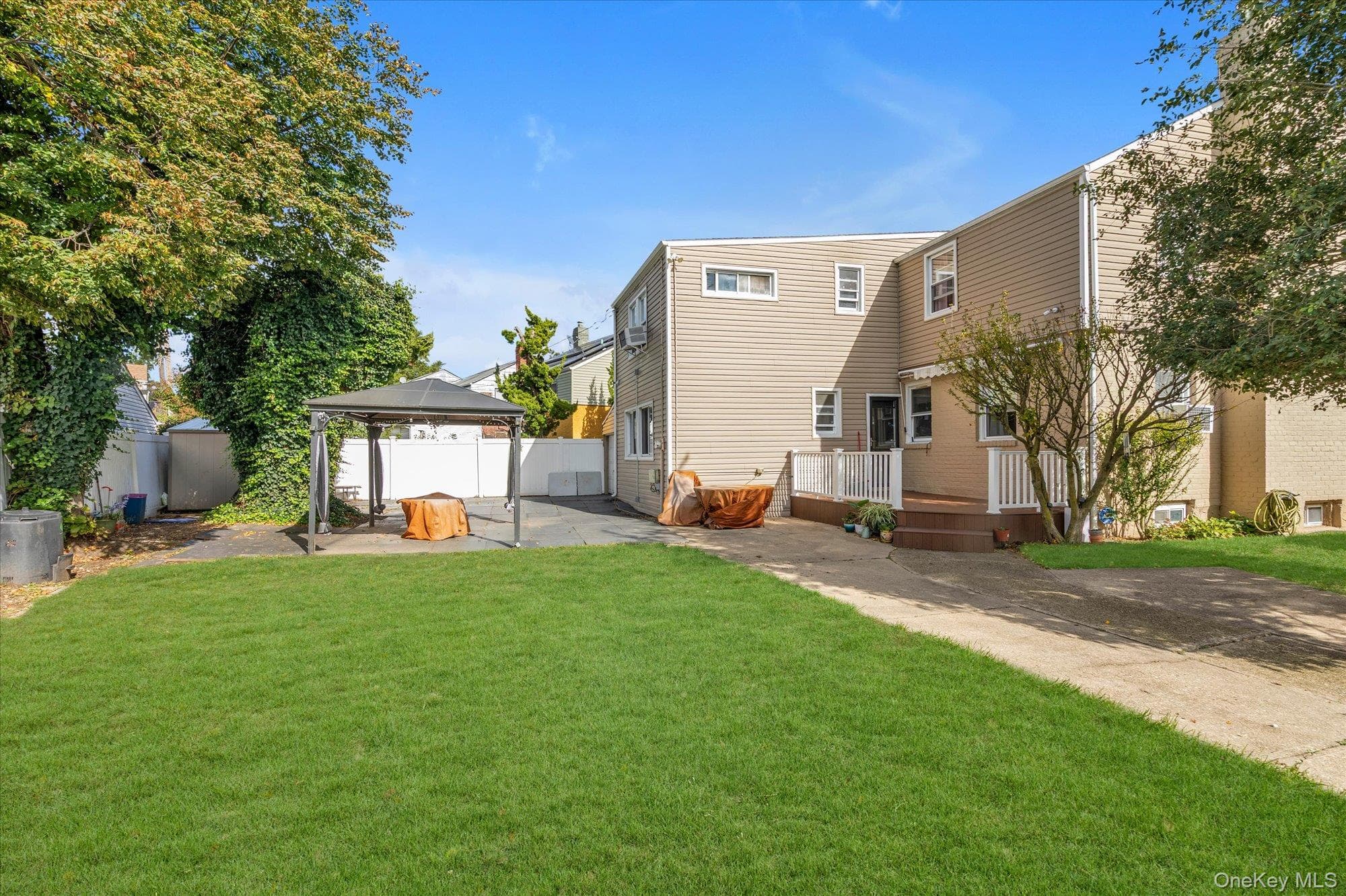 230 Emily Avenue thumbnail 23