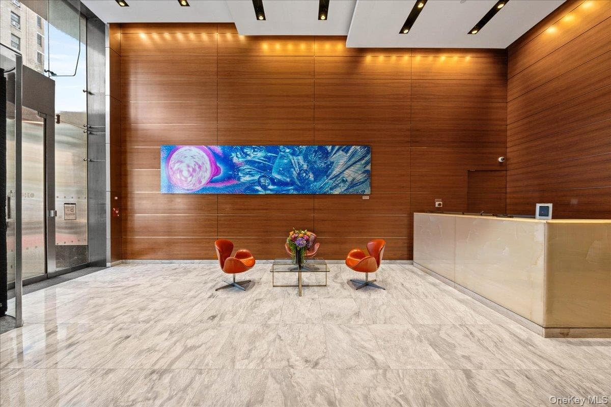 350 W 42nd Street Unit: 19I thumbnail 33