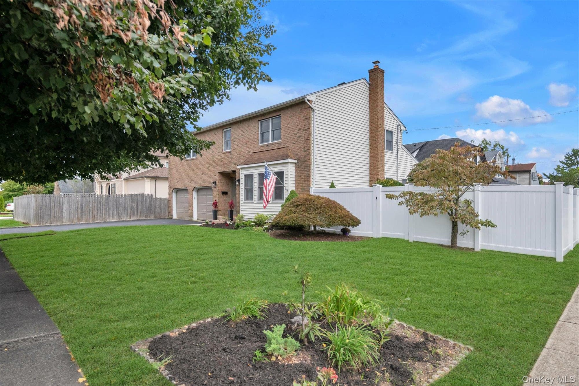 2084 Manfield Avenue thumbnail 30