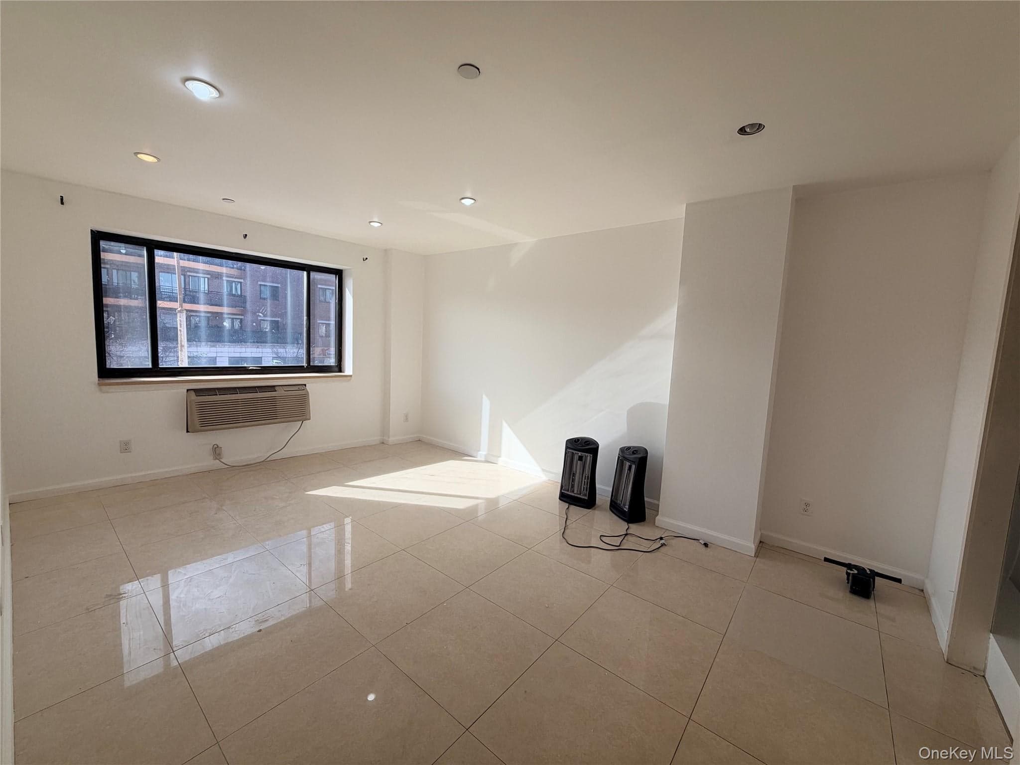 10607 Northern Boulevard Unit: 2A thumbnail 5