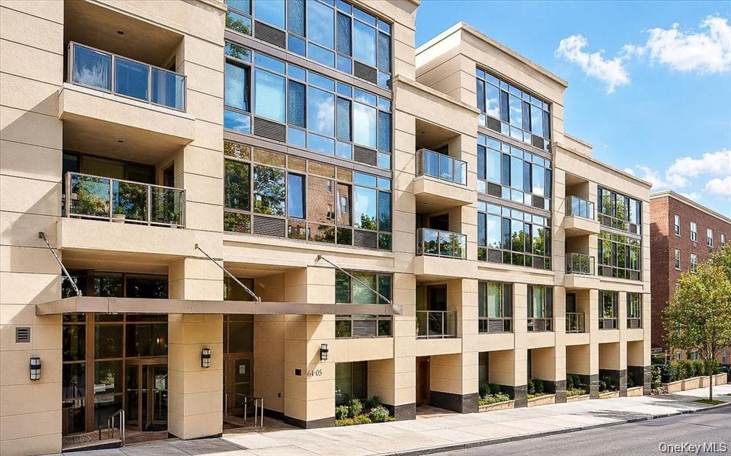 64-05 Yellowstone Boulevard Unit: 116AS thumbnail 2