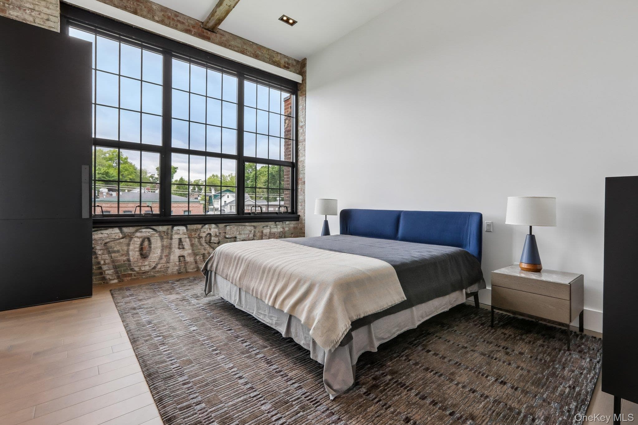 1 E Main Street Unit: 401 thumbnail 28