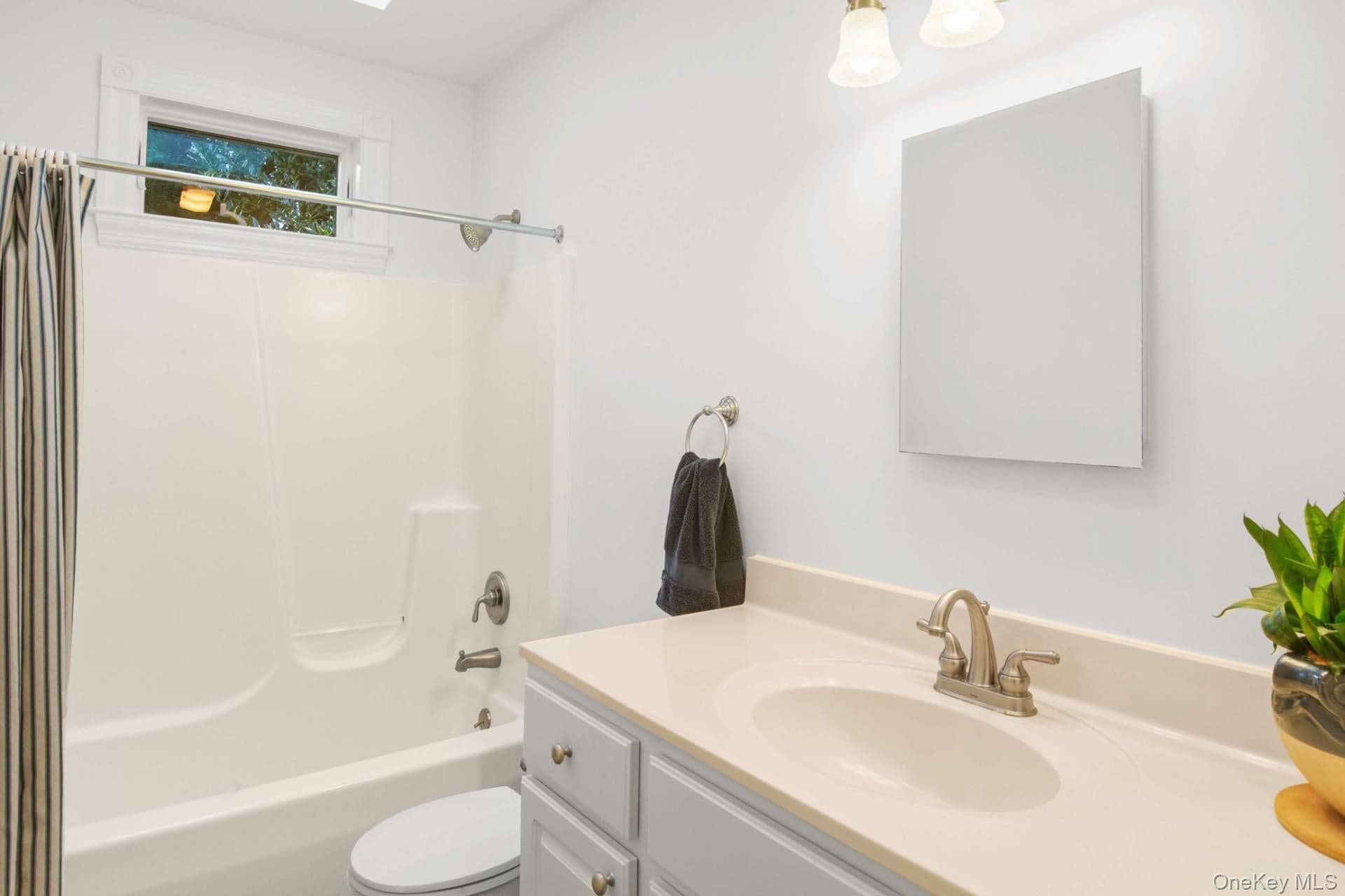 235 Norfolk Drive thumbnail 13