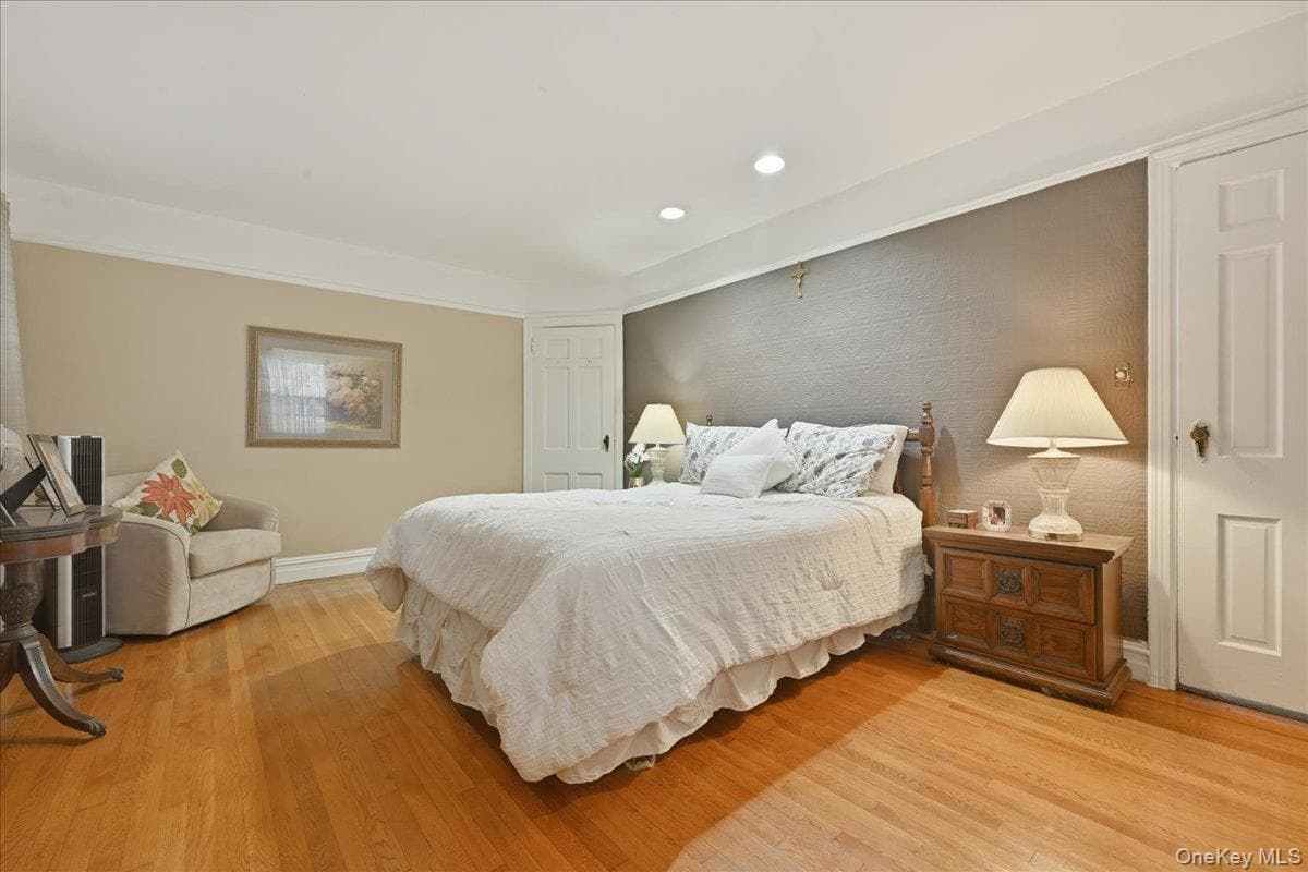 179 Locust Street thumbnail 23