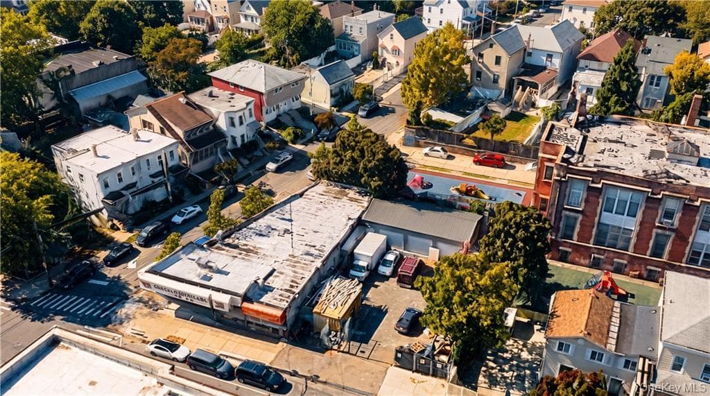 360 Targee Street thumbnail 31