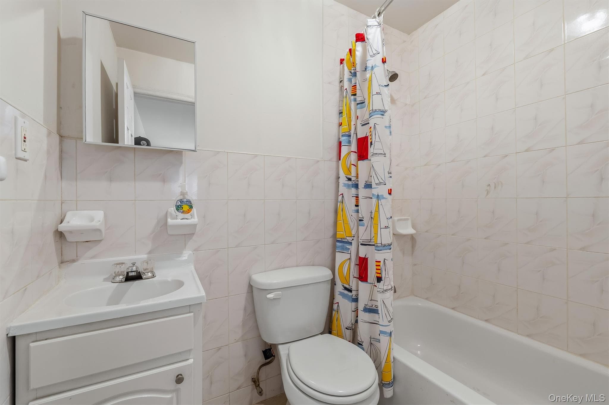 717 E 215th Street thumbnail 24