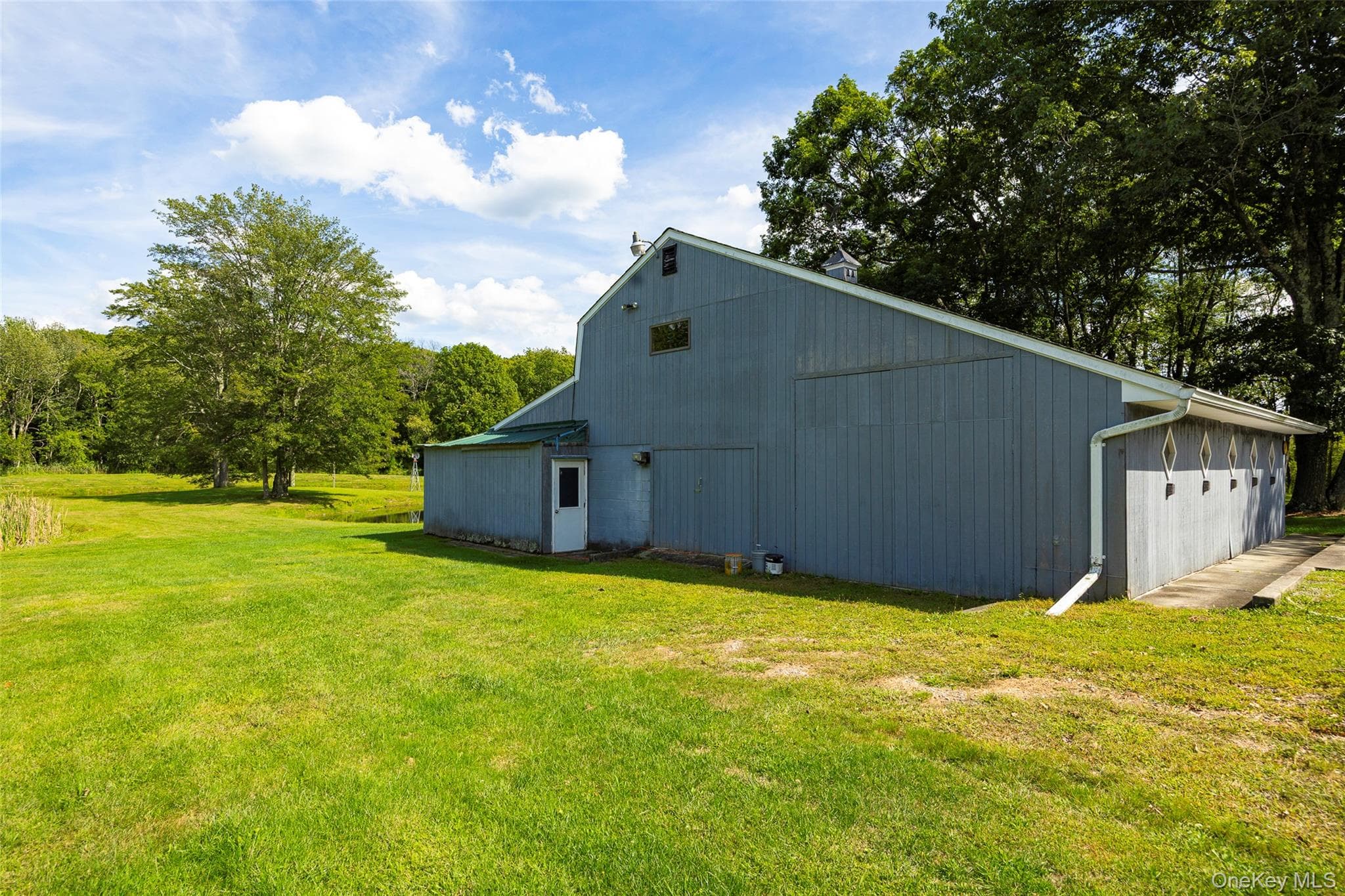 89 Deer Pond Road thumbnail 32