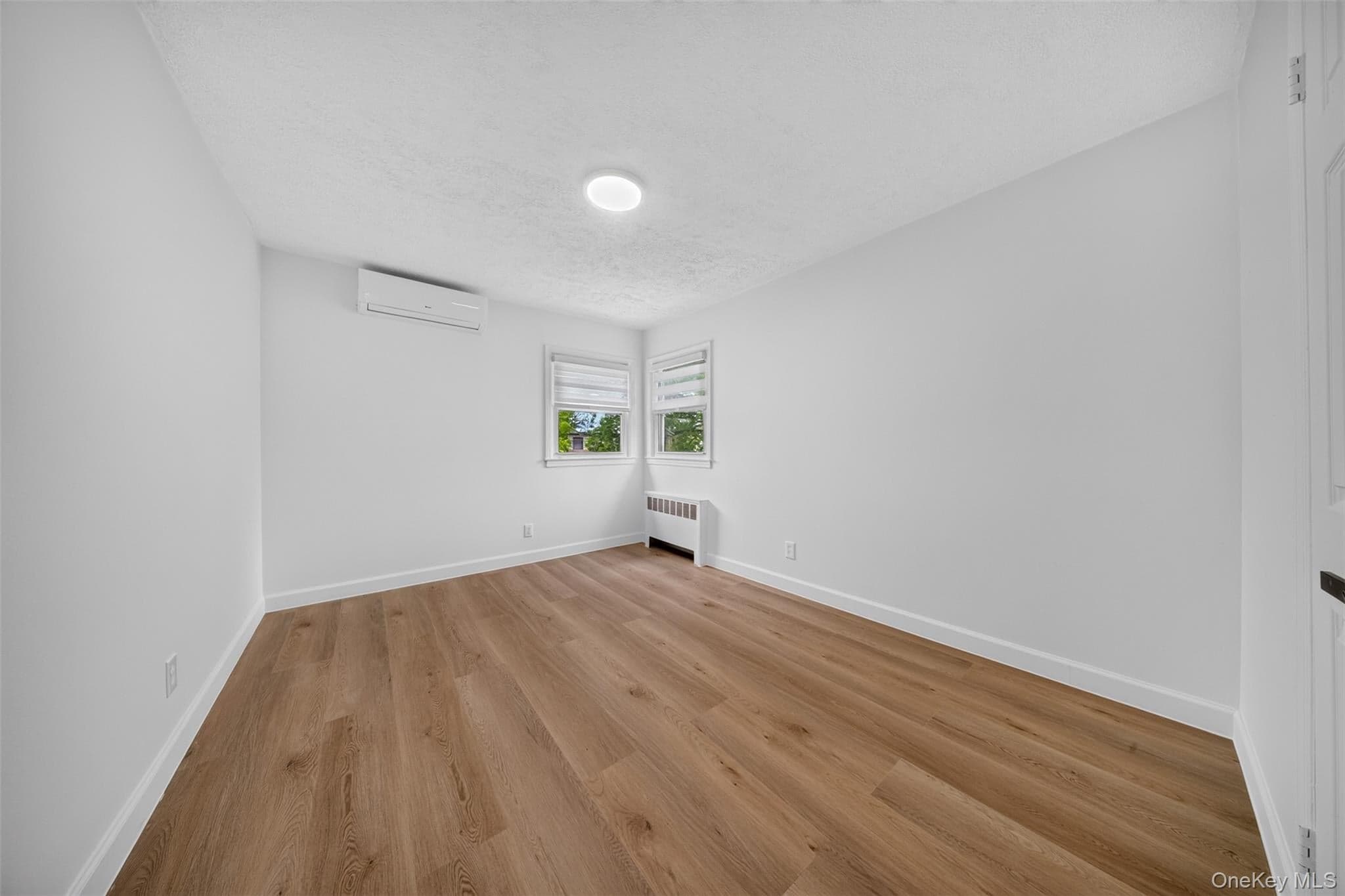 1822 Kent Street thumbnail 11