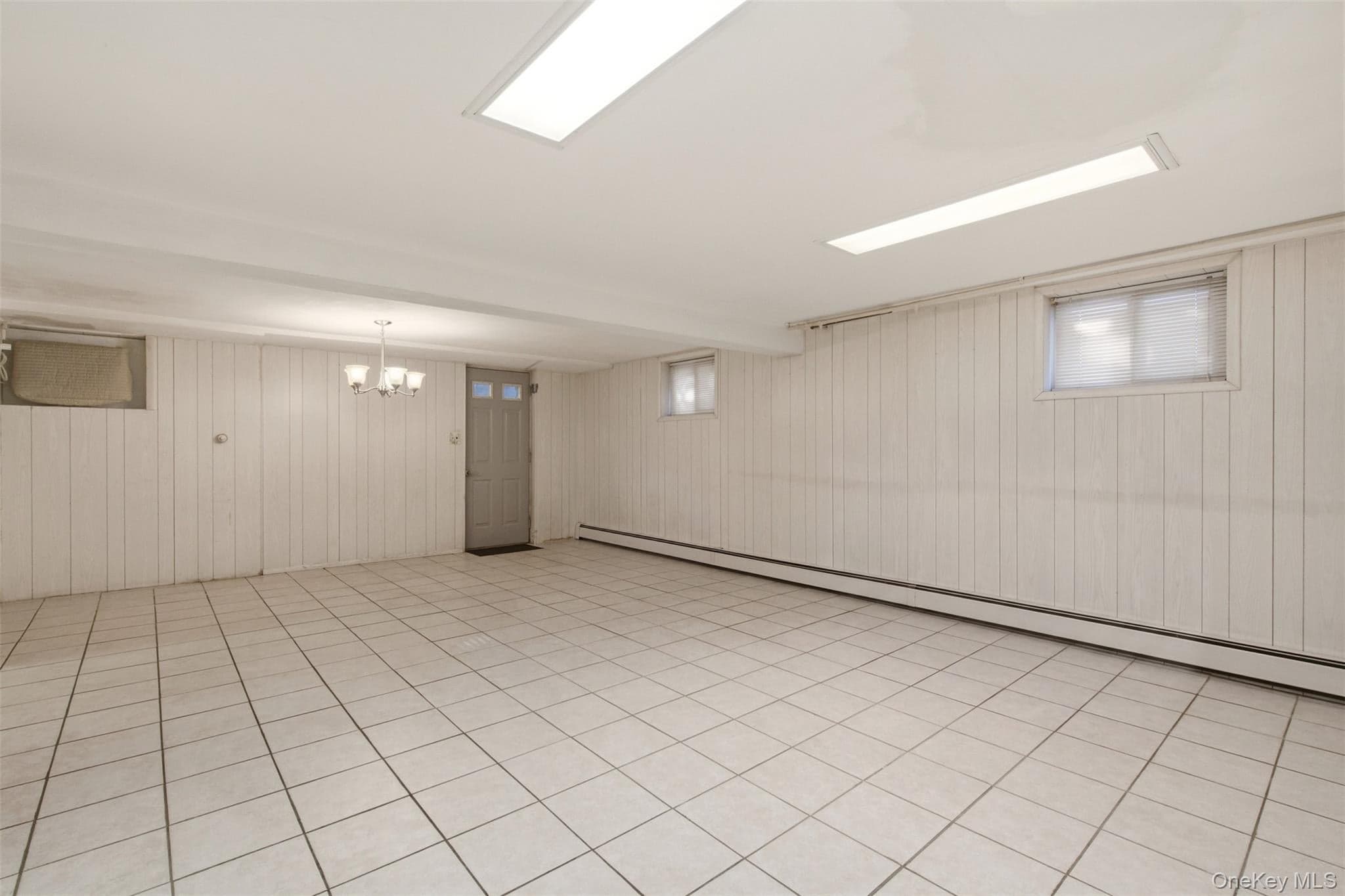 2093 Bergen Street thumbnail 22