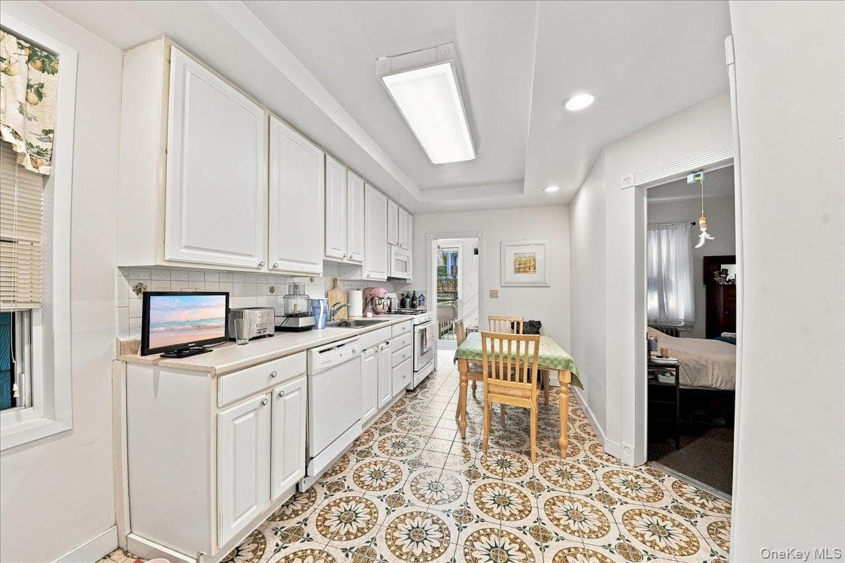 1716 Parkview Avenue thumbnail 10