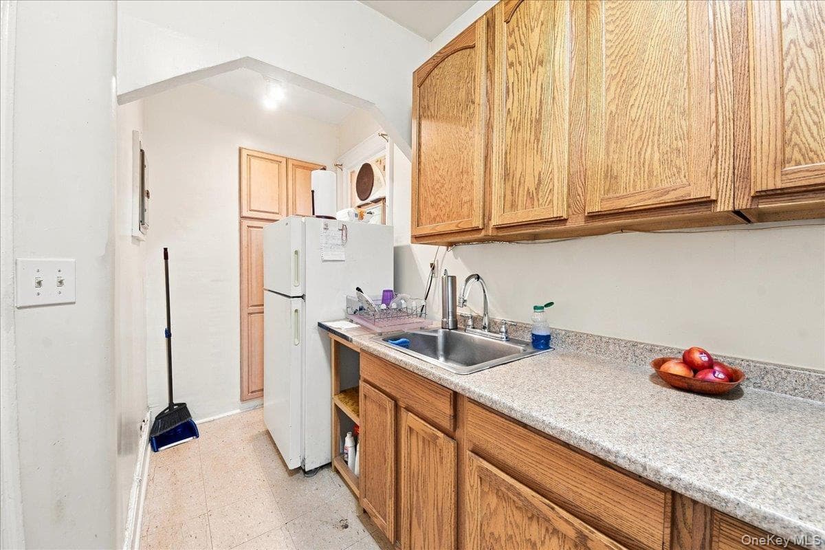 1716 Parkview Avenue thumbnail 20
