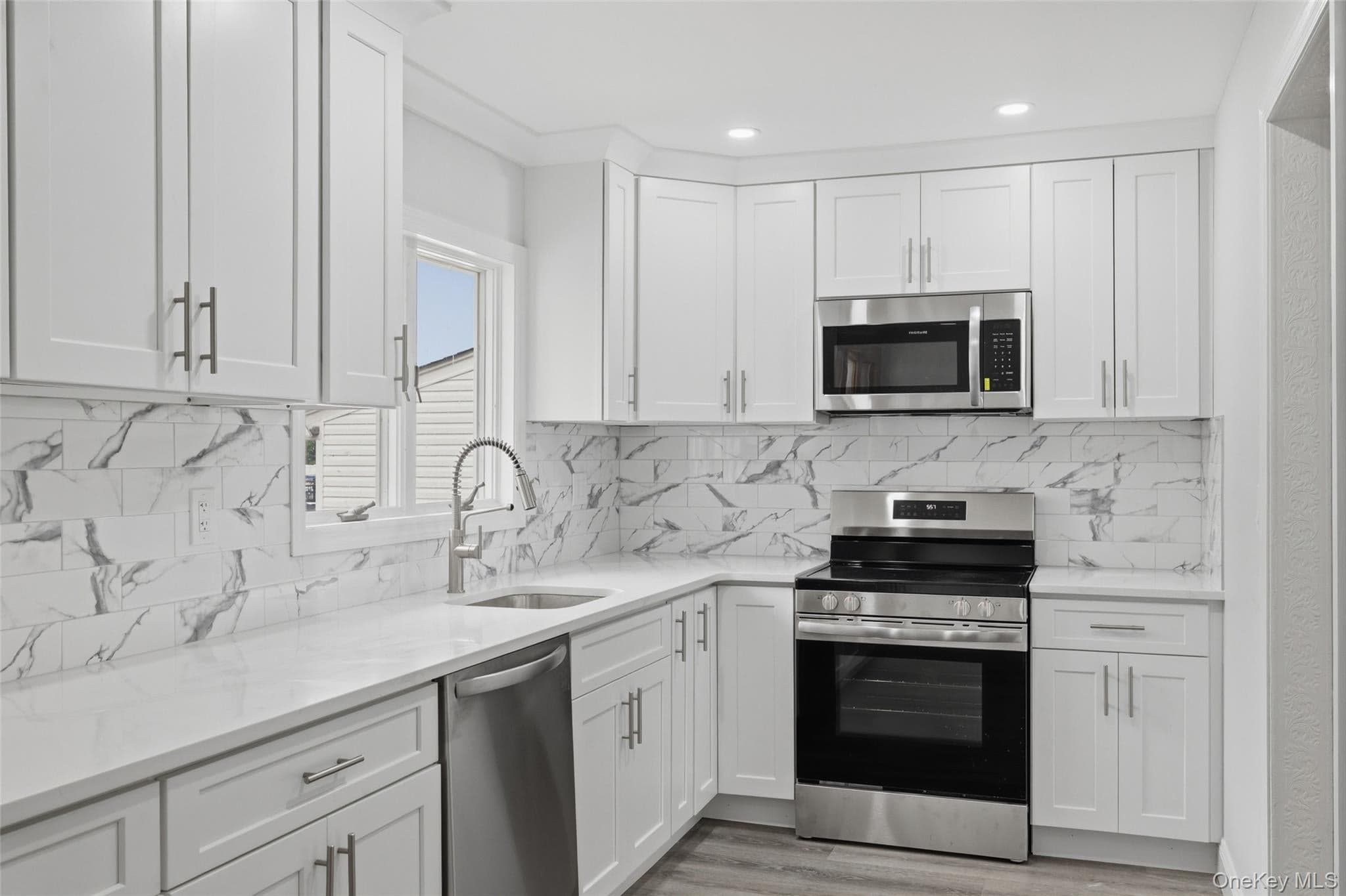 4146 New York Avenue thumbnail 4