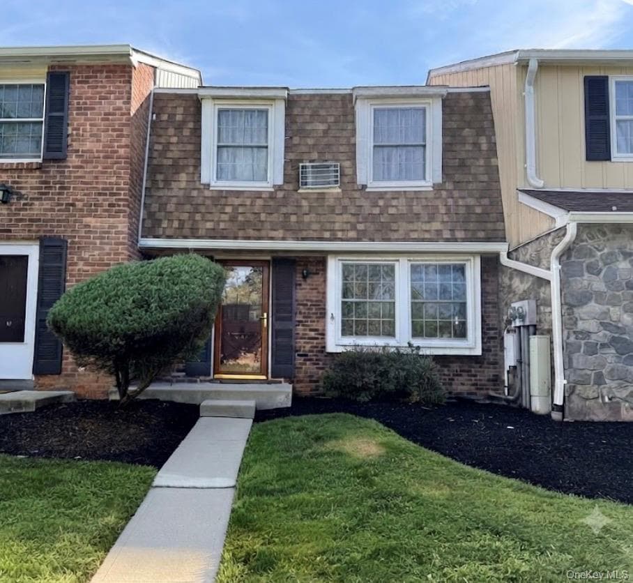 274 Hooker Avenue Unit: B3, Poughkeepsie