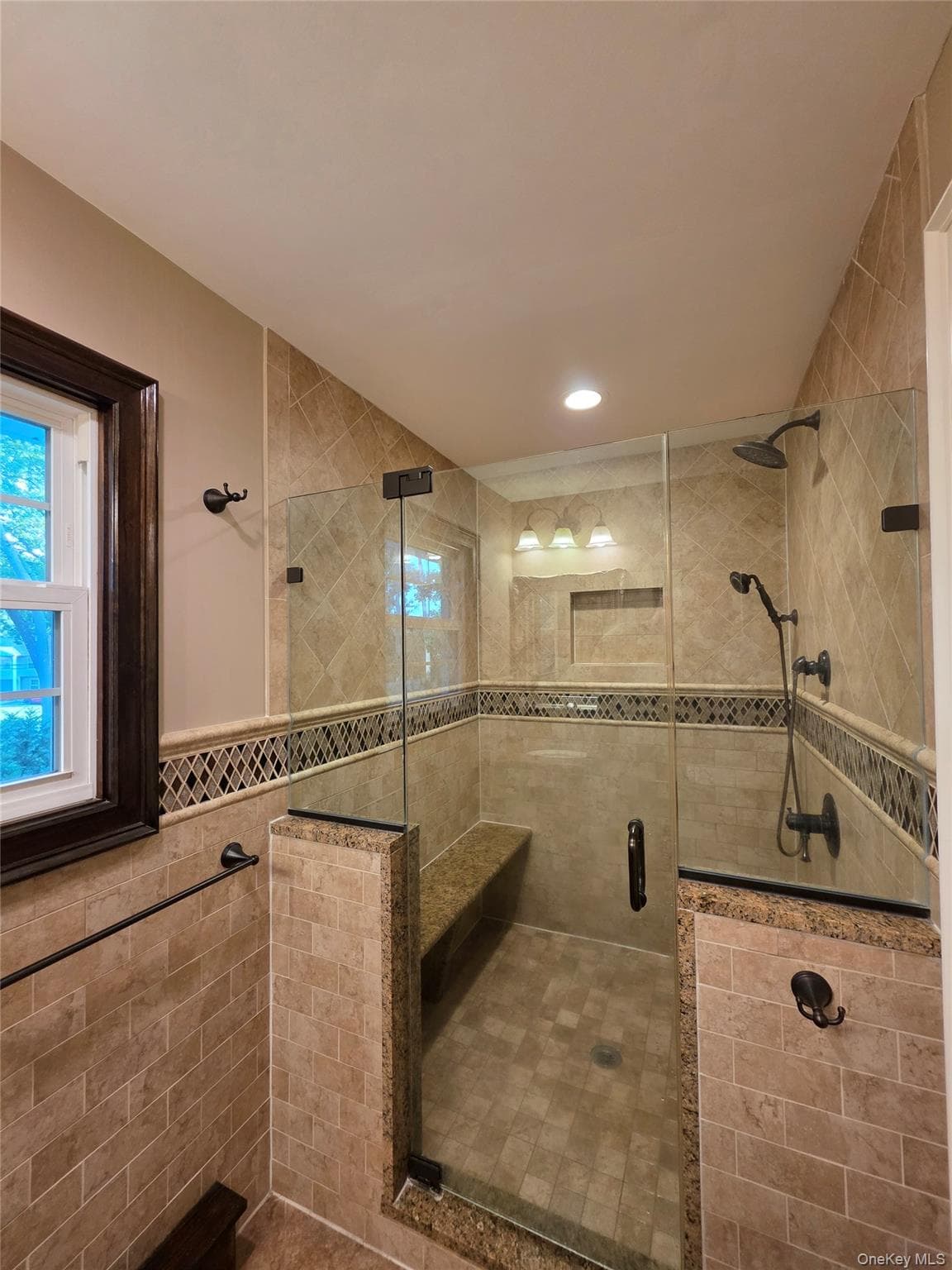 2 Deerfield Drive thumbnail 18