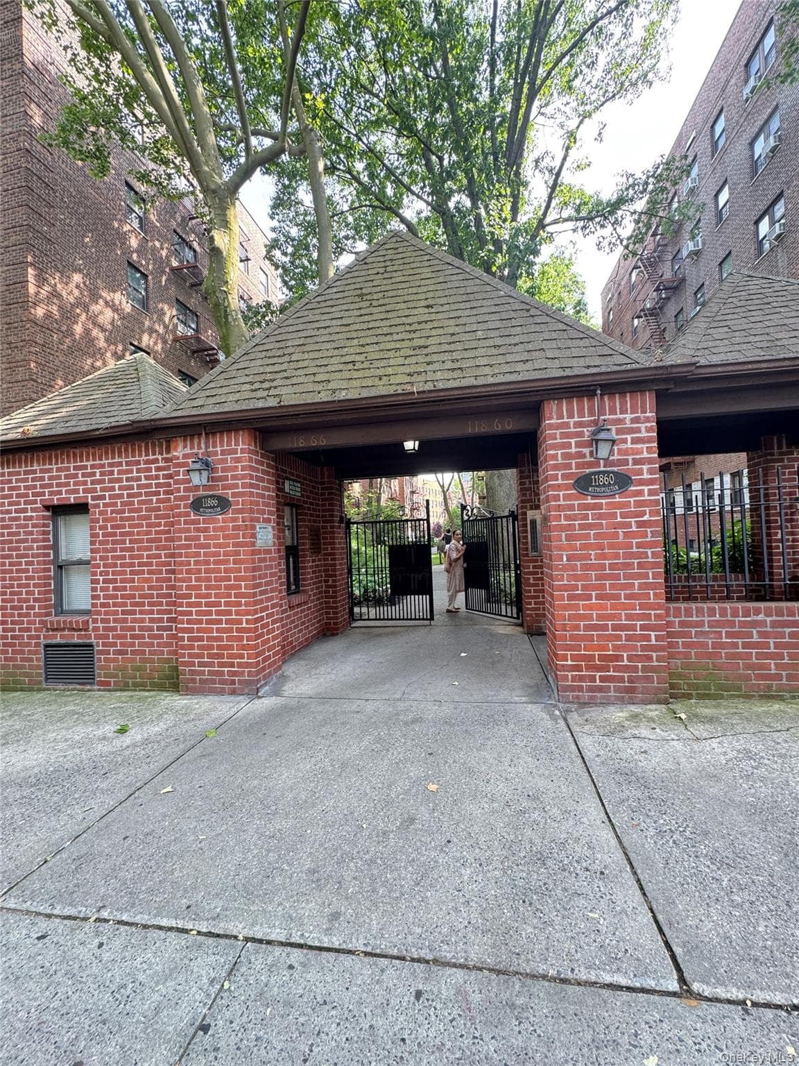 118-60 Metropolitan Avenue Unit: 1J, Kew Gardens