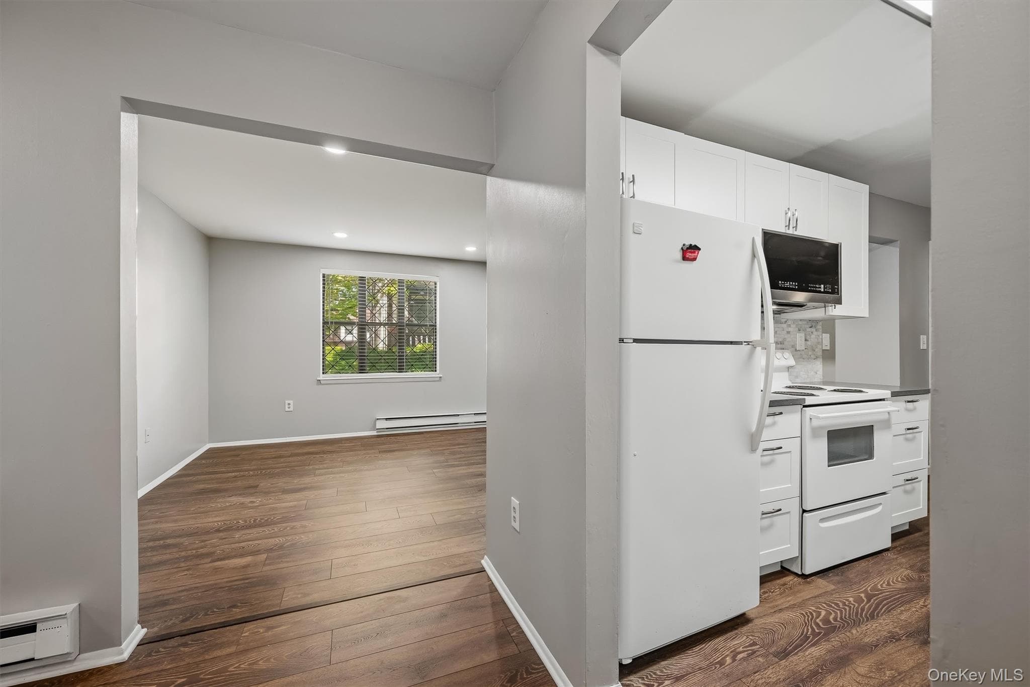 631 Sierra Vista Lane thumbnail 7