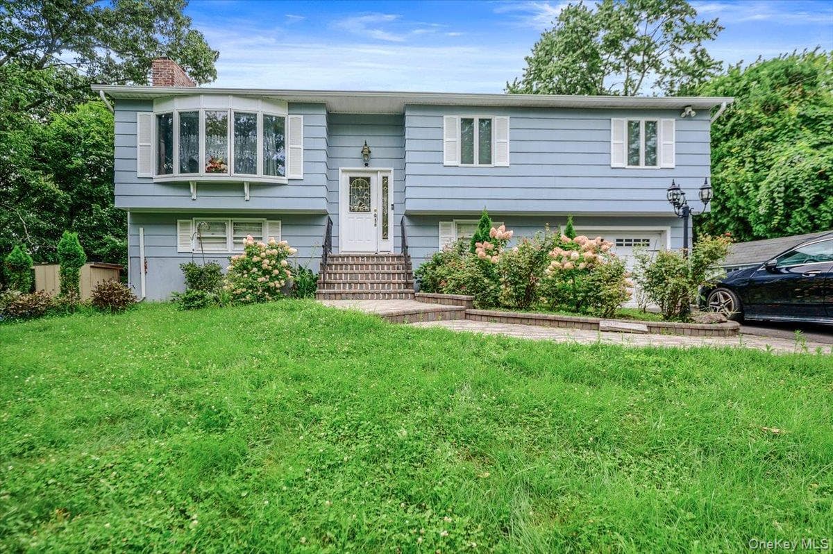 65 Plum Road, Mahopac