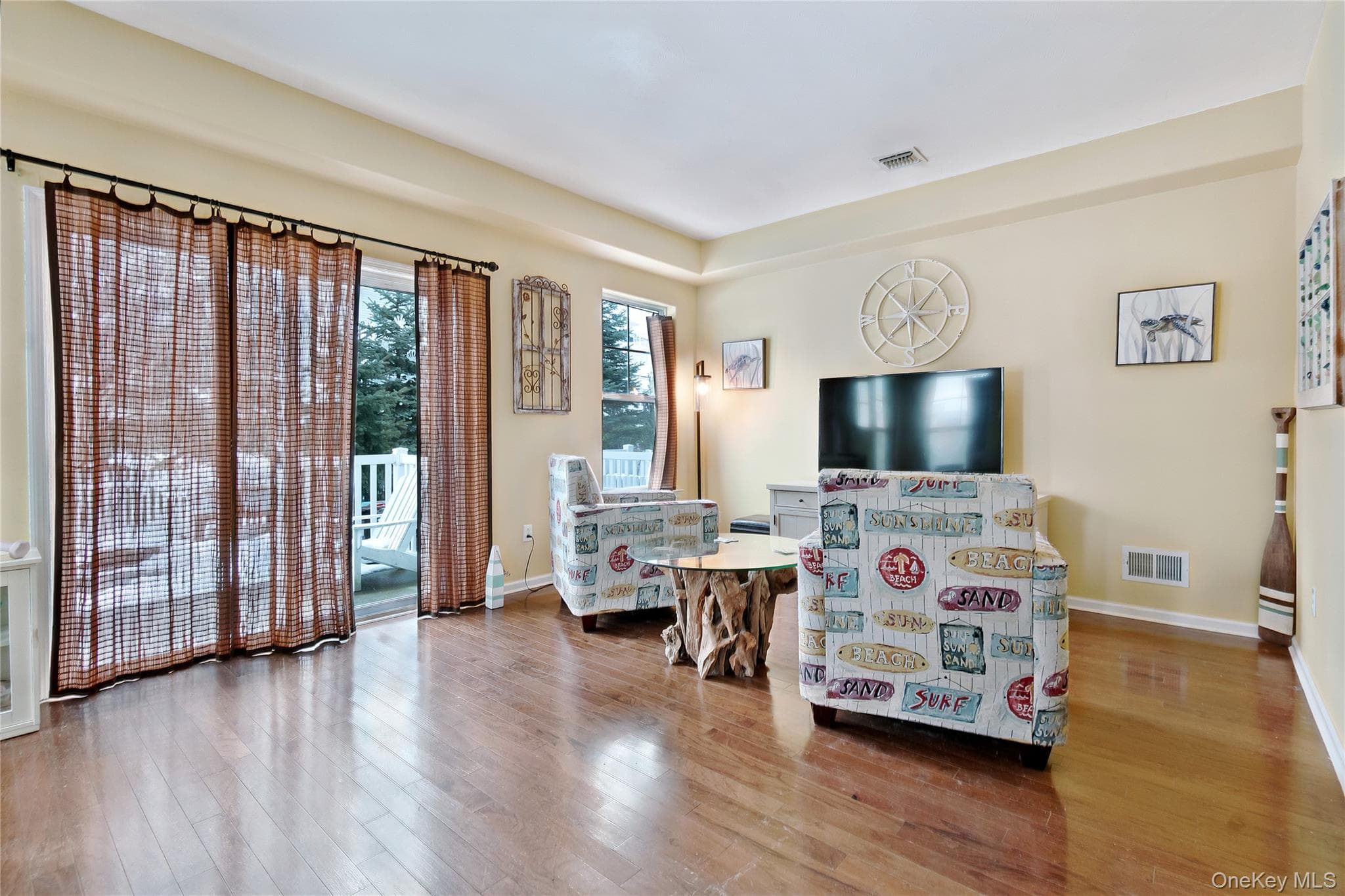 6428 Ocean Avenue thumbnail 4