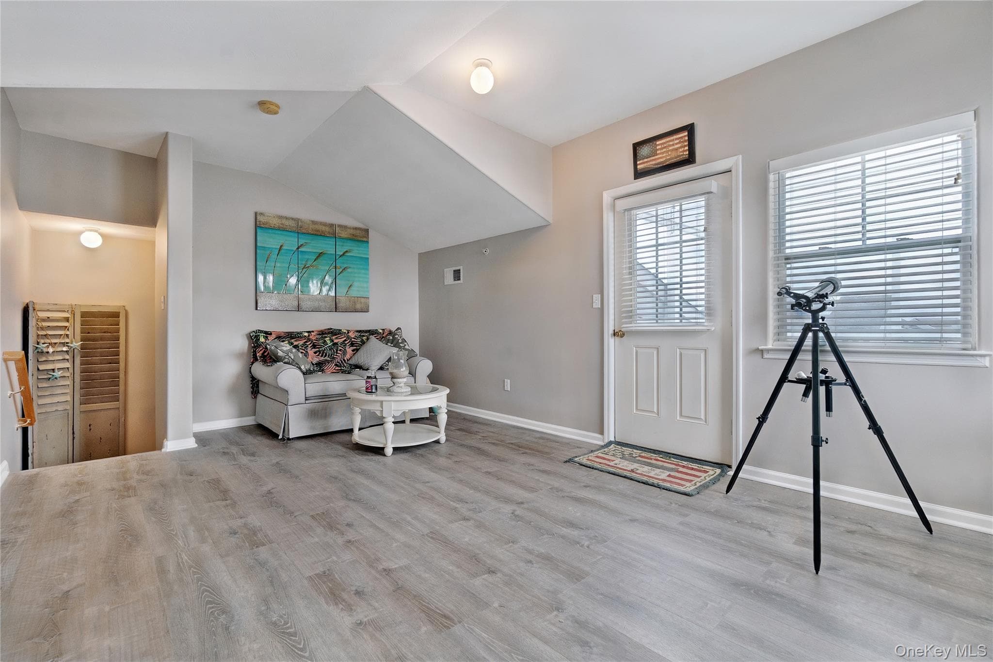 6428 Ocean Avenue thumbnail 25