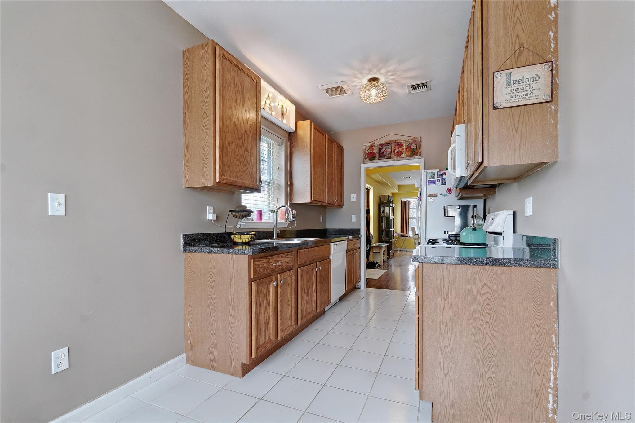 6428 Ocean Avenue thumbnail 9