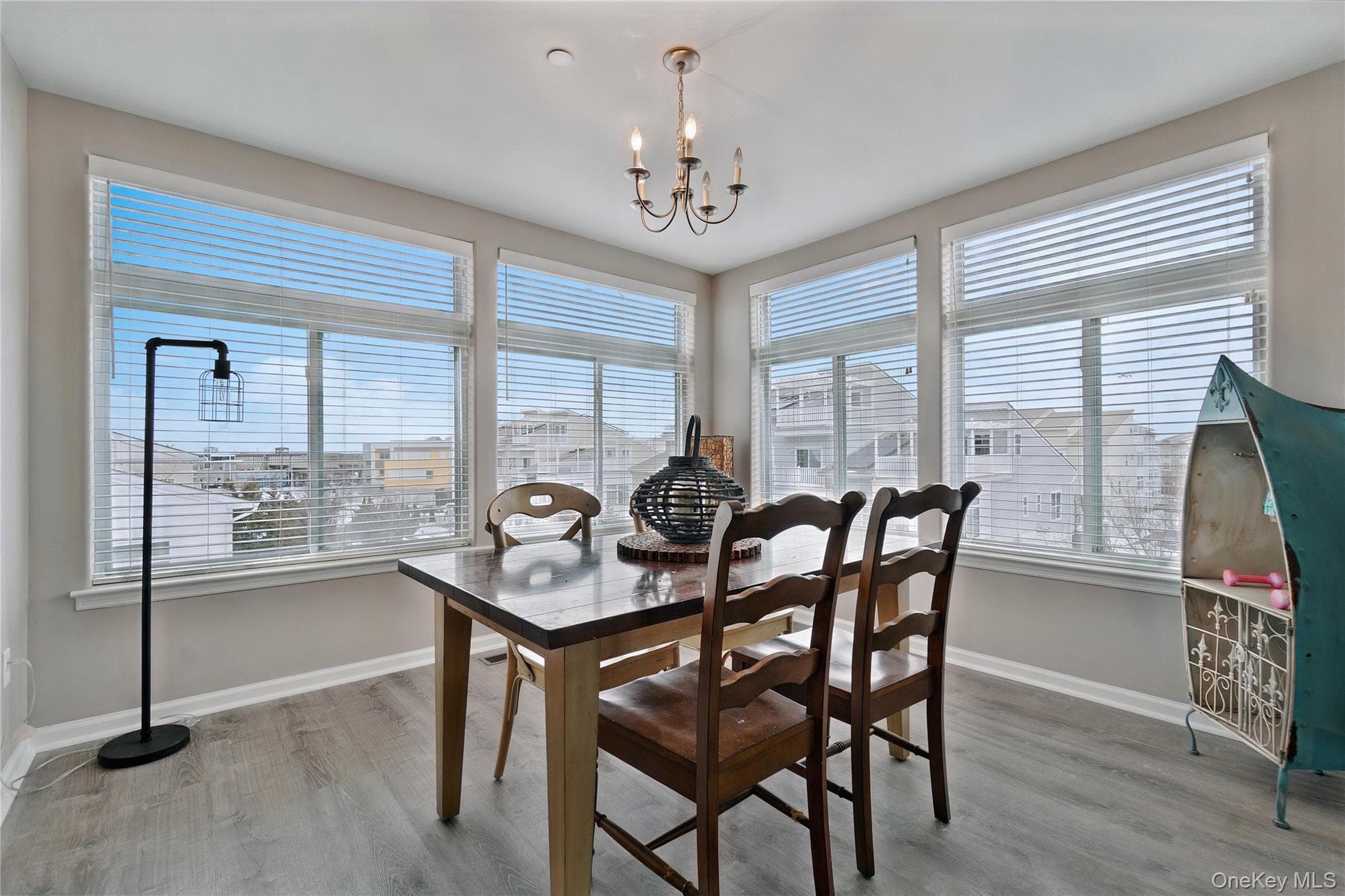 6428 Ocean Avenue thumbnail 17
