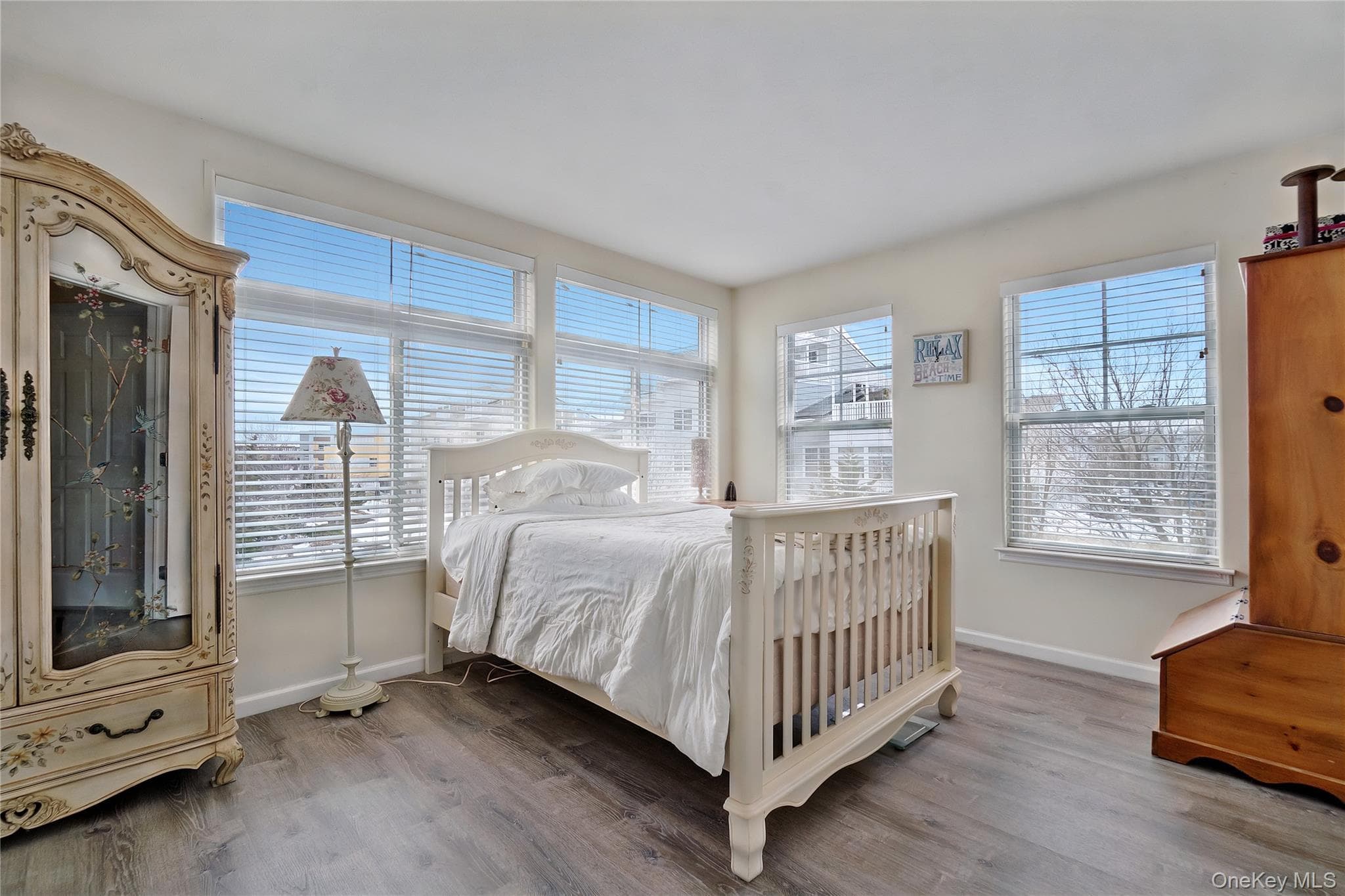 6428 Ocean Avenue thumbnail 14