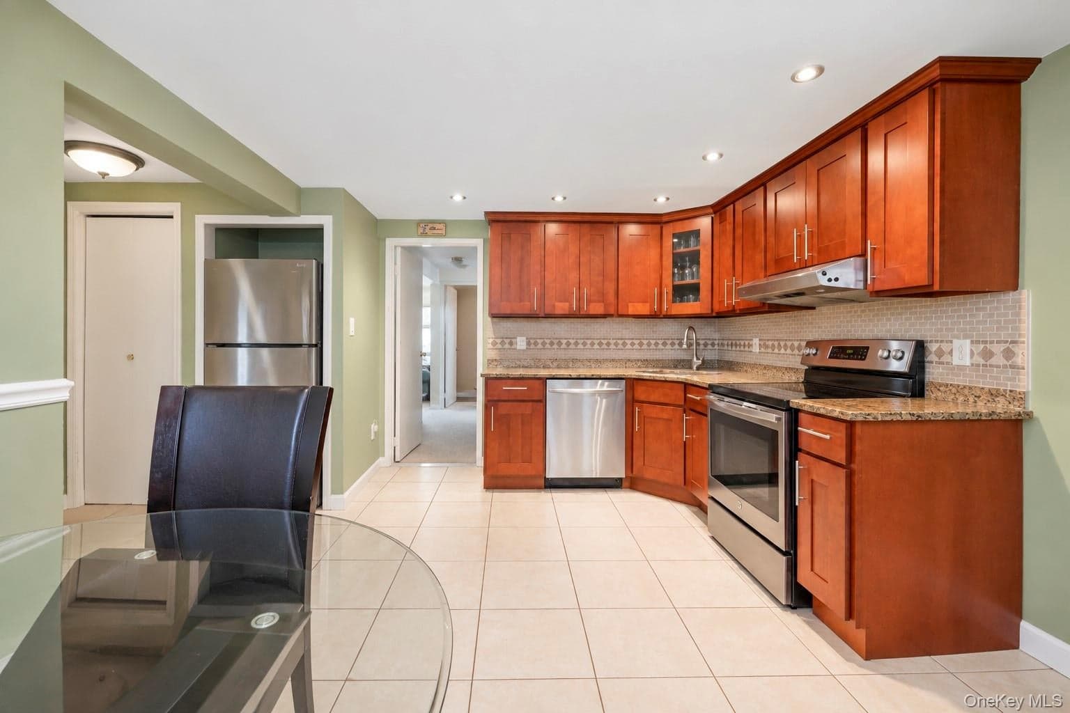 36 Deer Park Boulevard thumbnail 34
